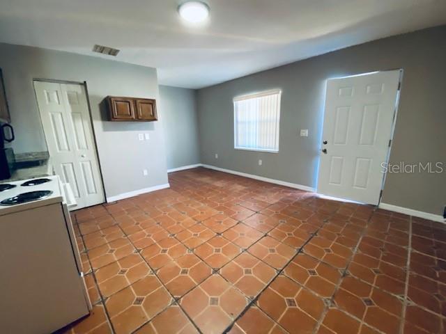 Image 6 of 13 For 9718 Nebraska Avenue 1