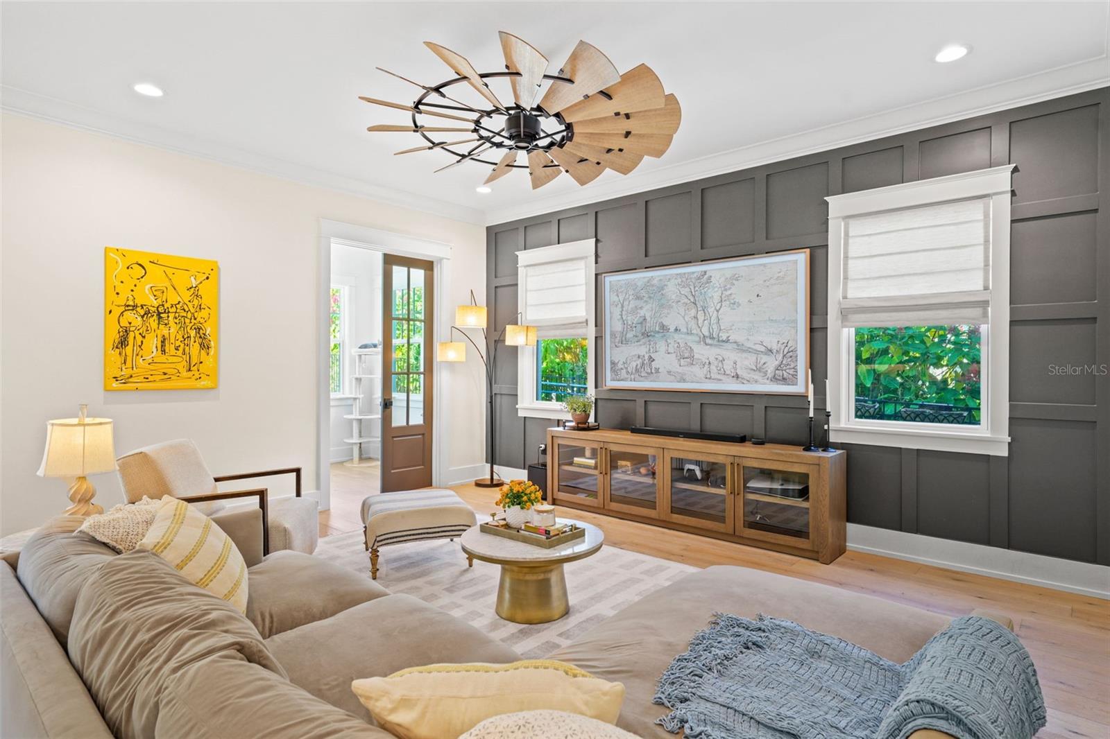 Image 11 of 37 For 2403 Cambridge Avenue