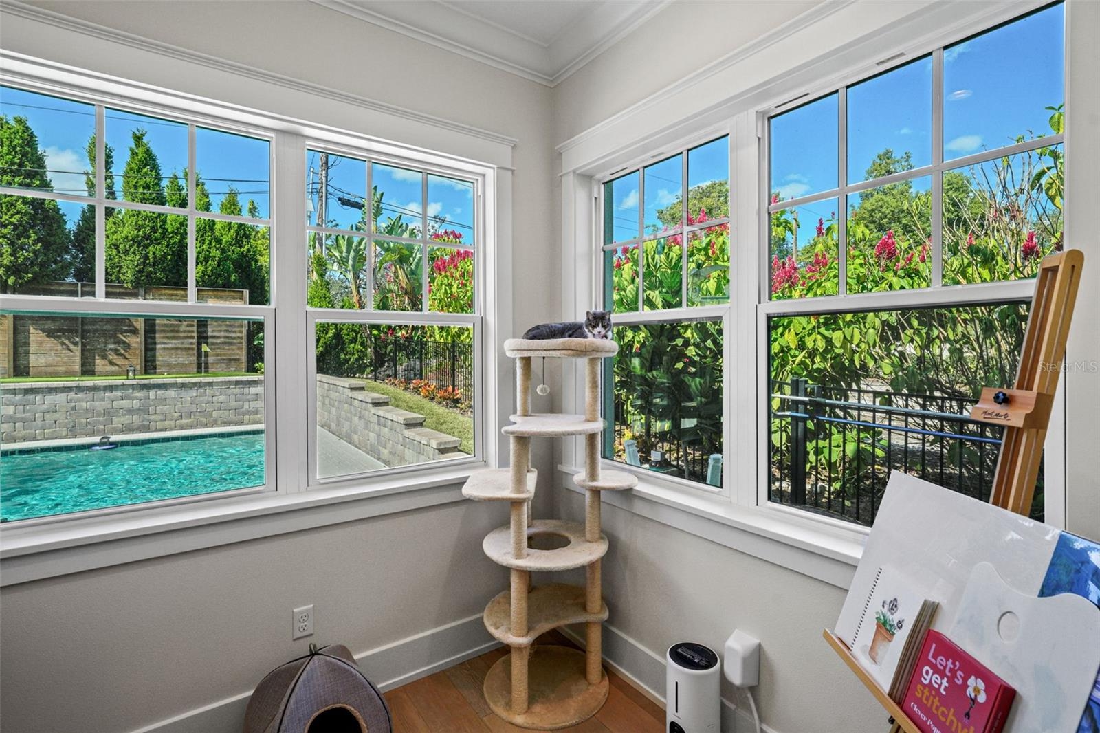 Image 13 of 37 For 2403 Cambridge Avenue