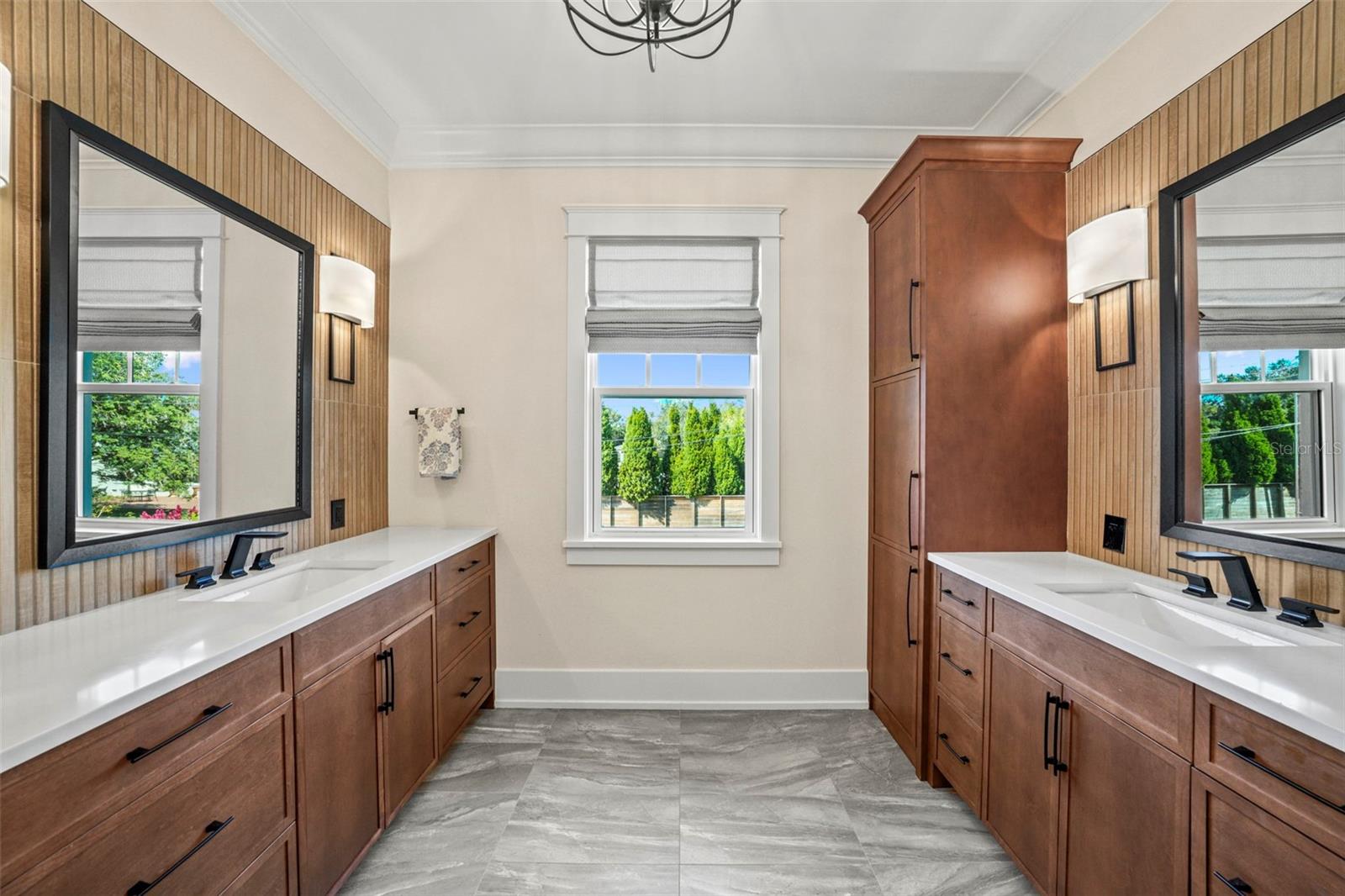 Image 19 of 37 For 2403 Cambridge Avenue