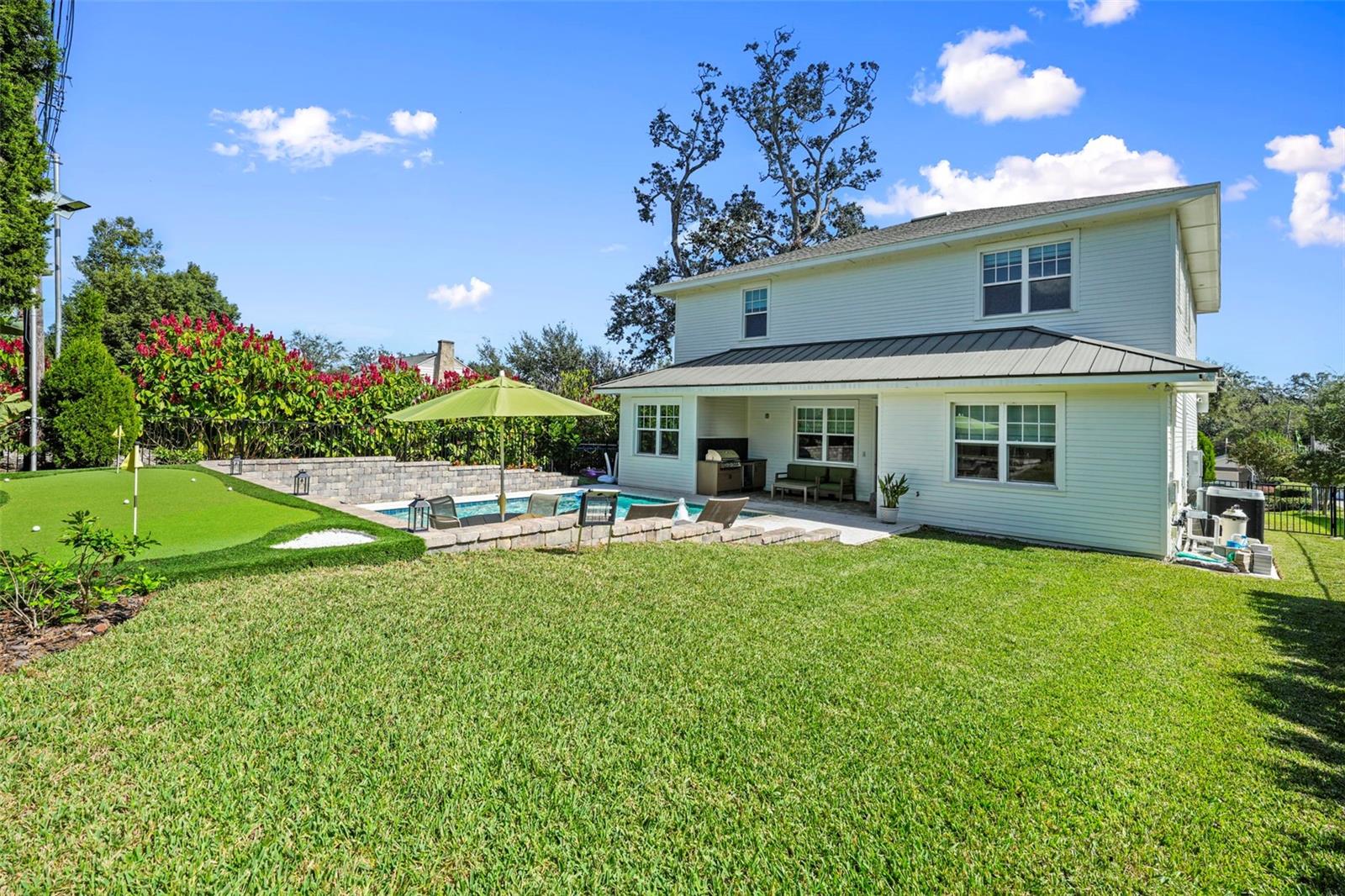 Image 35 of 37 For 2403 Cambridge Avenue