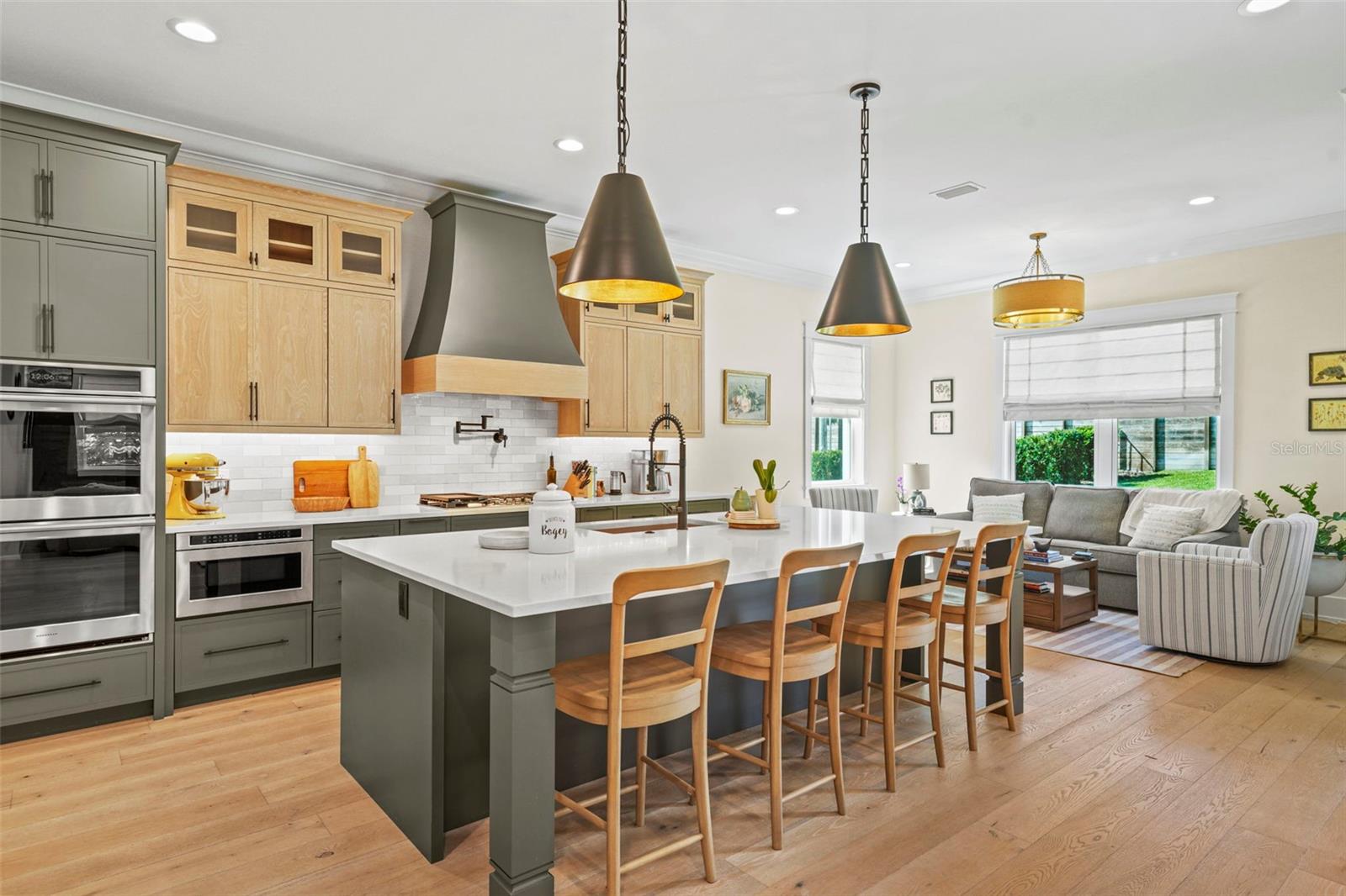 Image 5 of 37 For 2403 Cambridge Avenue