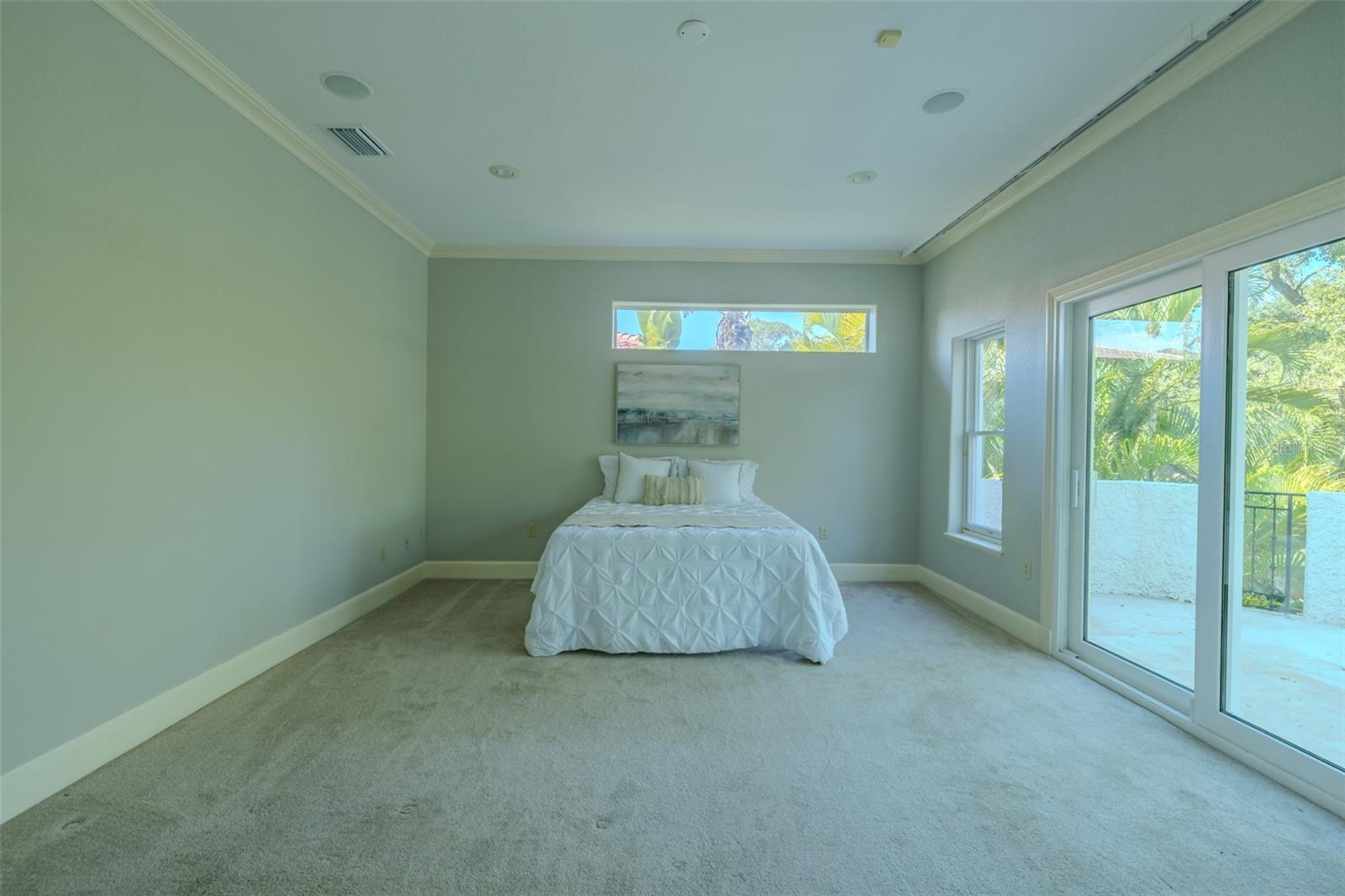 Listing photo id 38 for 4605 Vasconia Street