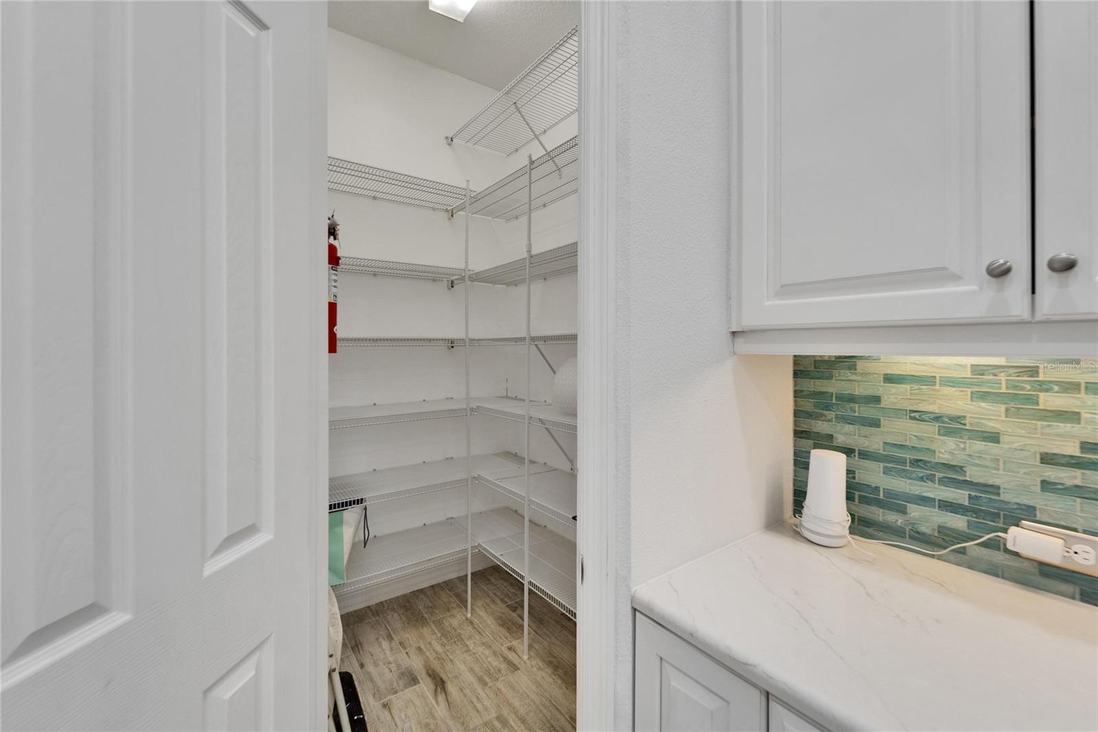 Image 15 of 80 For 721 Manns Harbor Drive