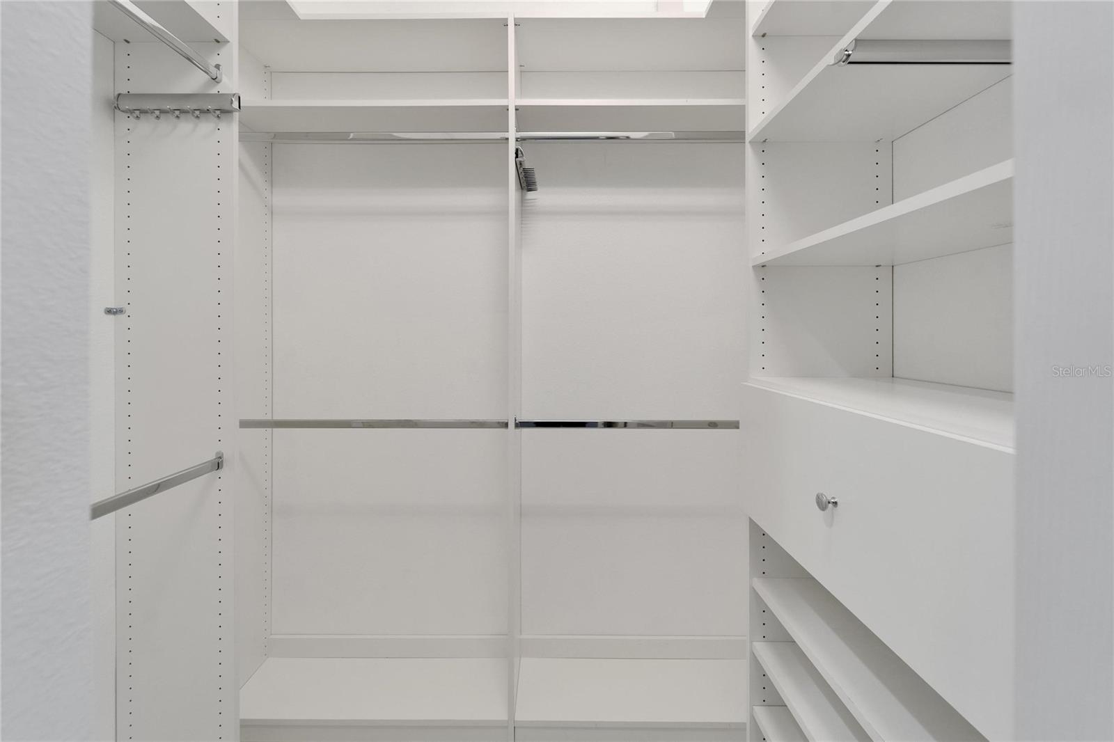 Image 30 of 80 For 721 Manns Harbor Drive