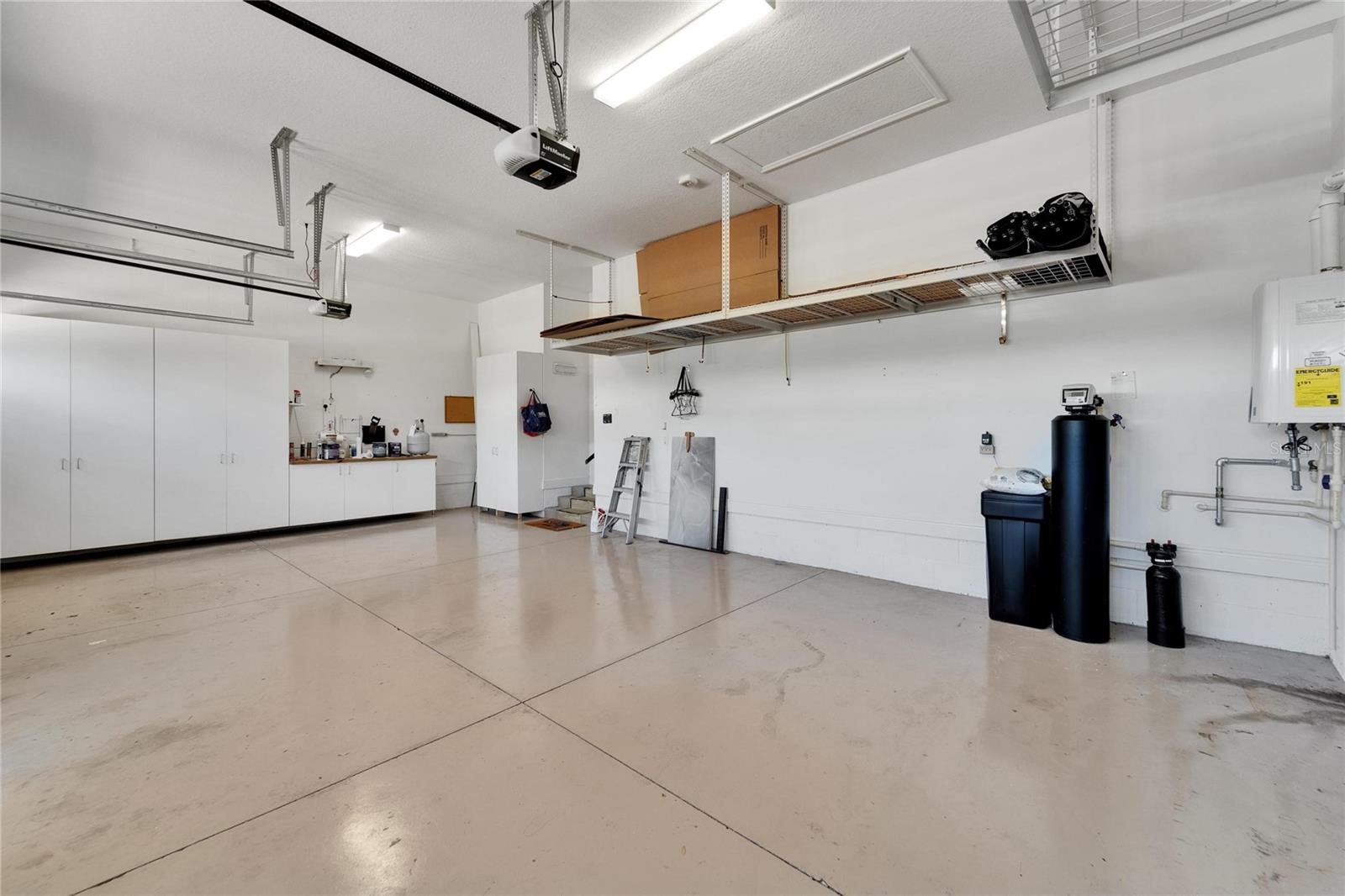 Image 41 of 80 For 721 Manns Harbor Drive