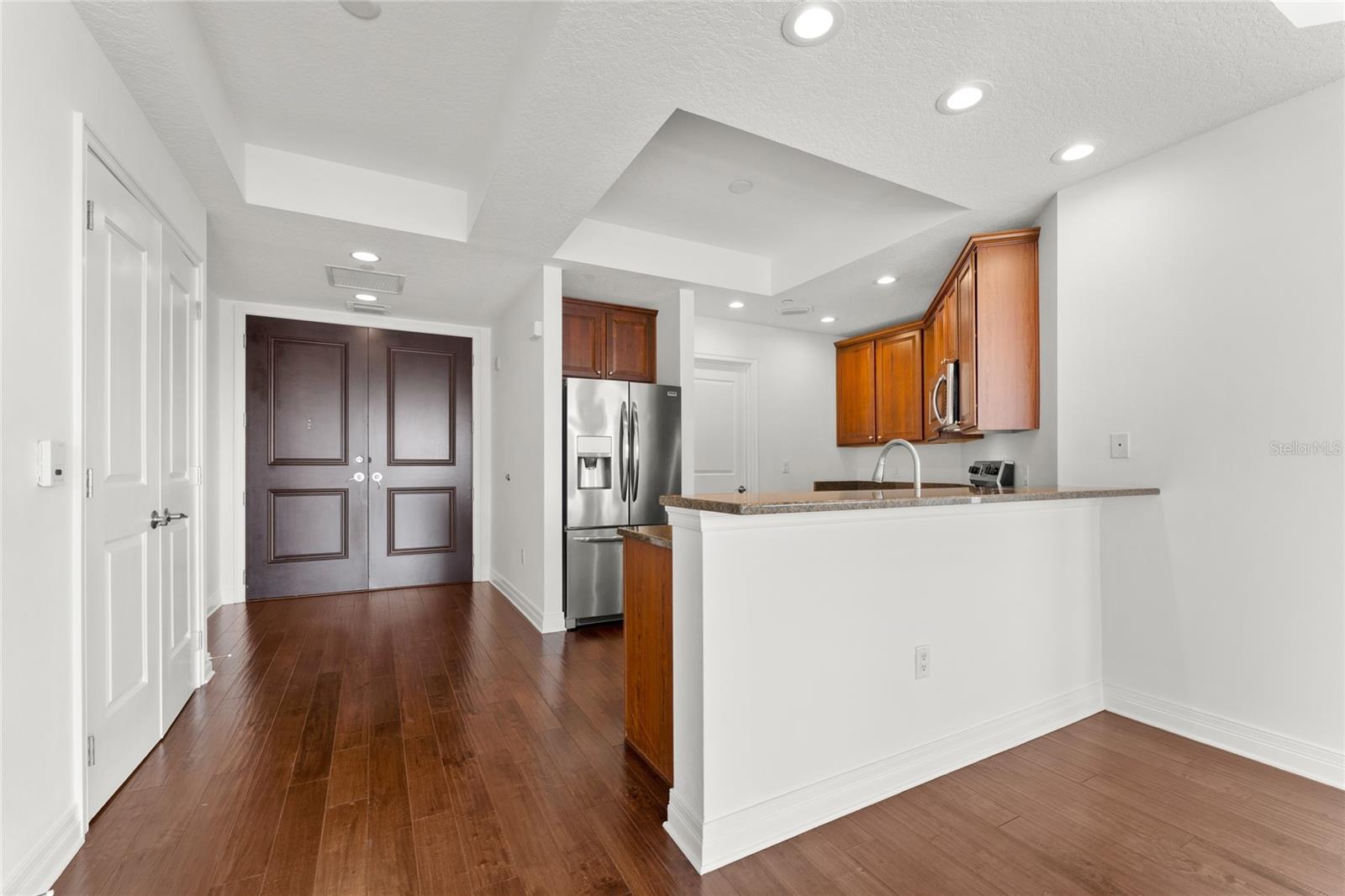 Image 3 of 39 For 1209 Cumberland Avenue 1201