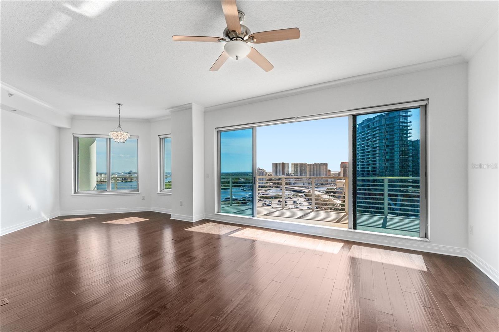 Image 7 of 39 For 1209 Cumberland Avenue 1201