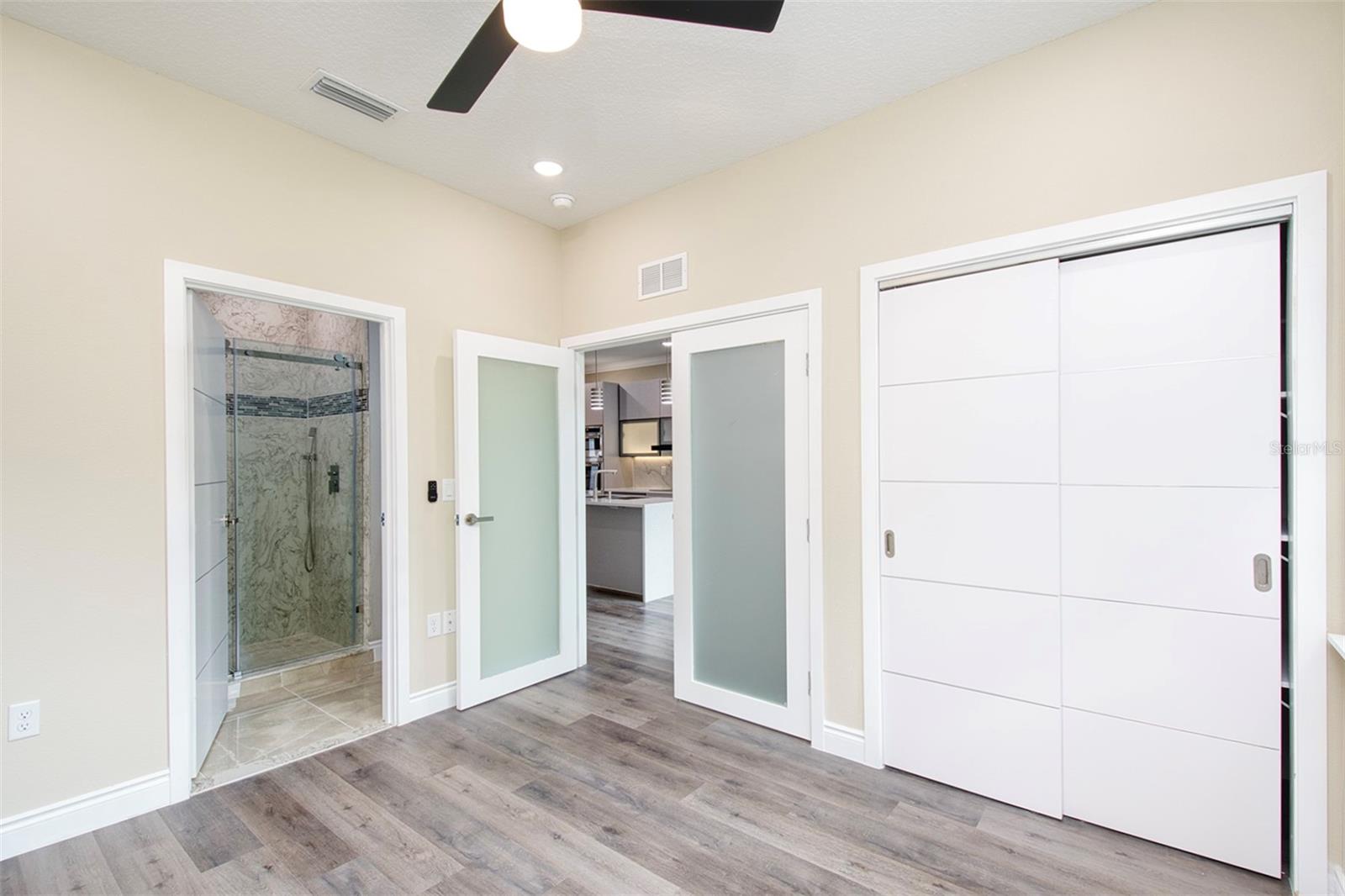 Image 16 of 57 For 1815 Brentwood Court