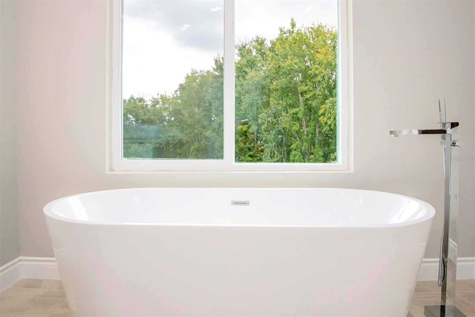 Image 30 of 57 For 1815 Brentwood Court