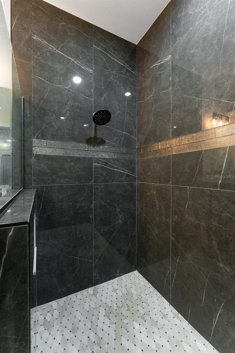 Image 26 of 64 For 5603 Tybee Island Drive