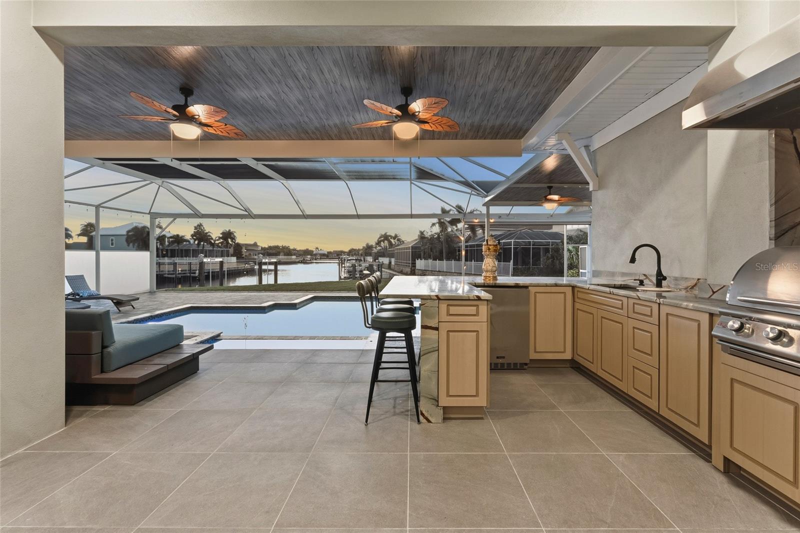 Image 7 of 64 For 5603 Tybee Island Drive