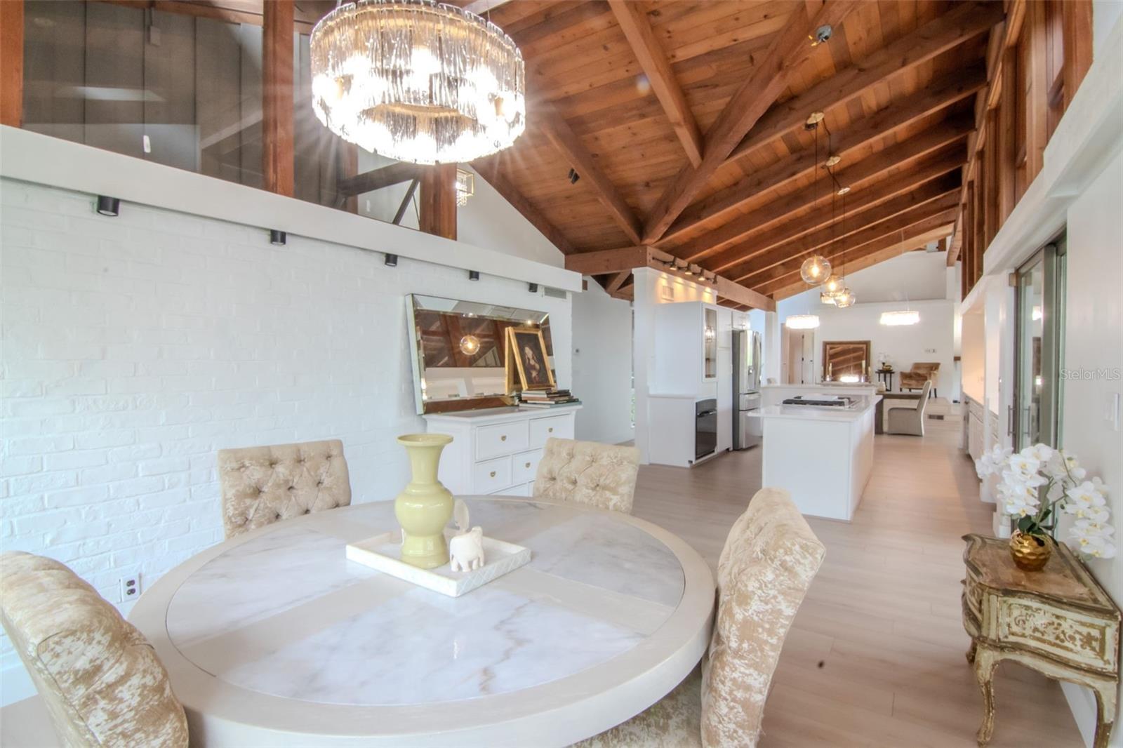 Image 10 of 100 For 1296 Weybridge Lane