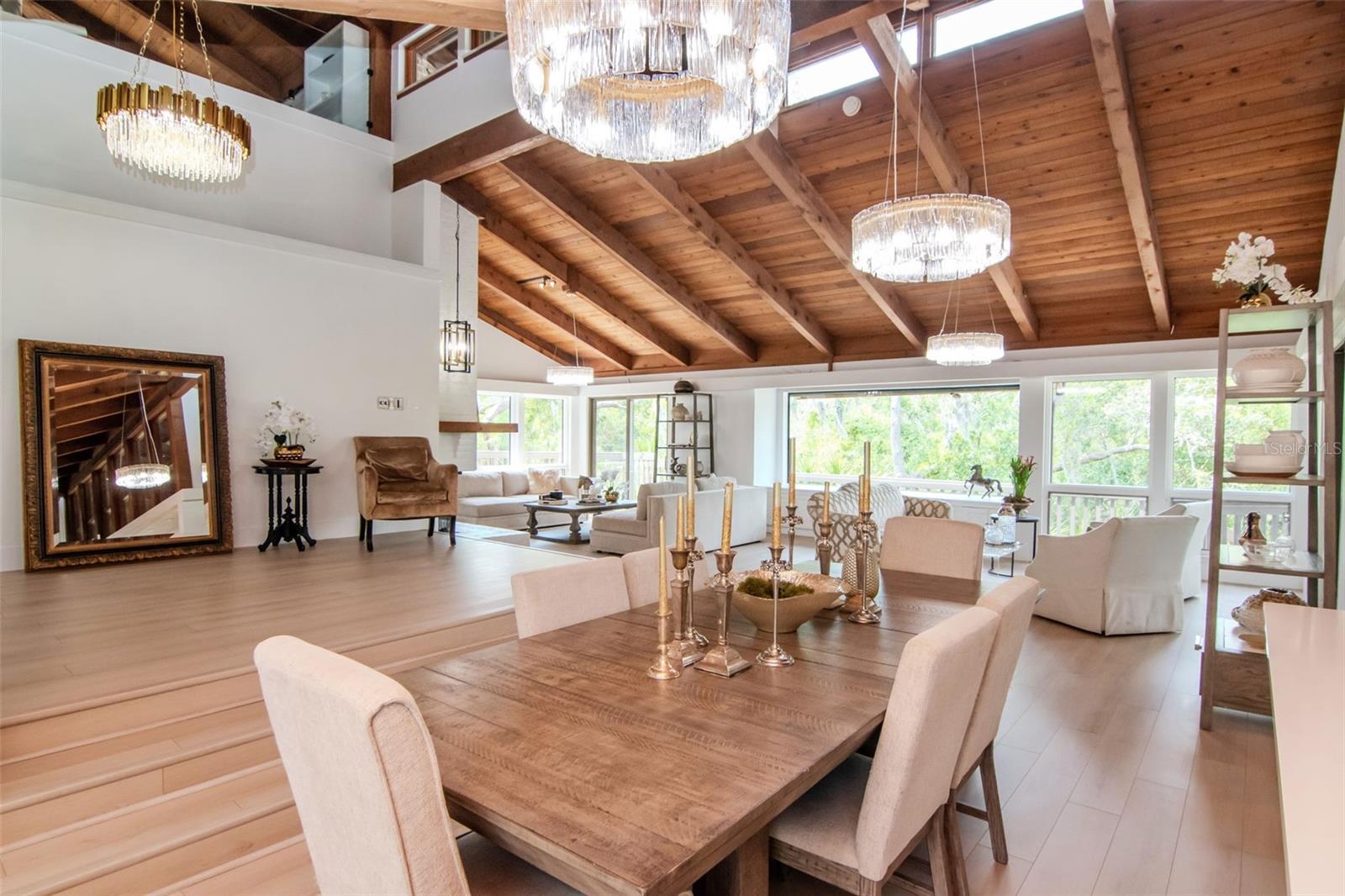 Image 23 of 100 For 1296 Weybridge Lane