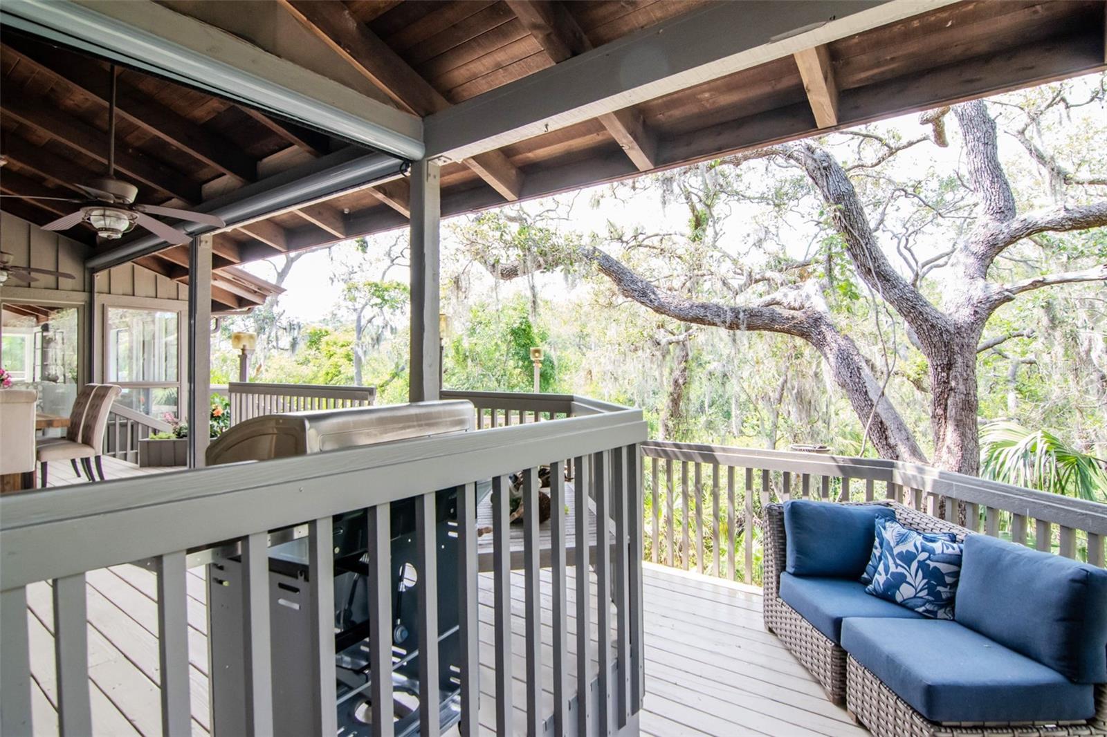 Image 46 of 100 For 1296 Weybridge Lane