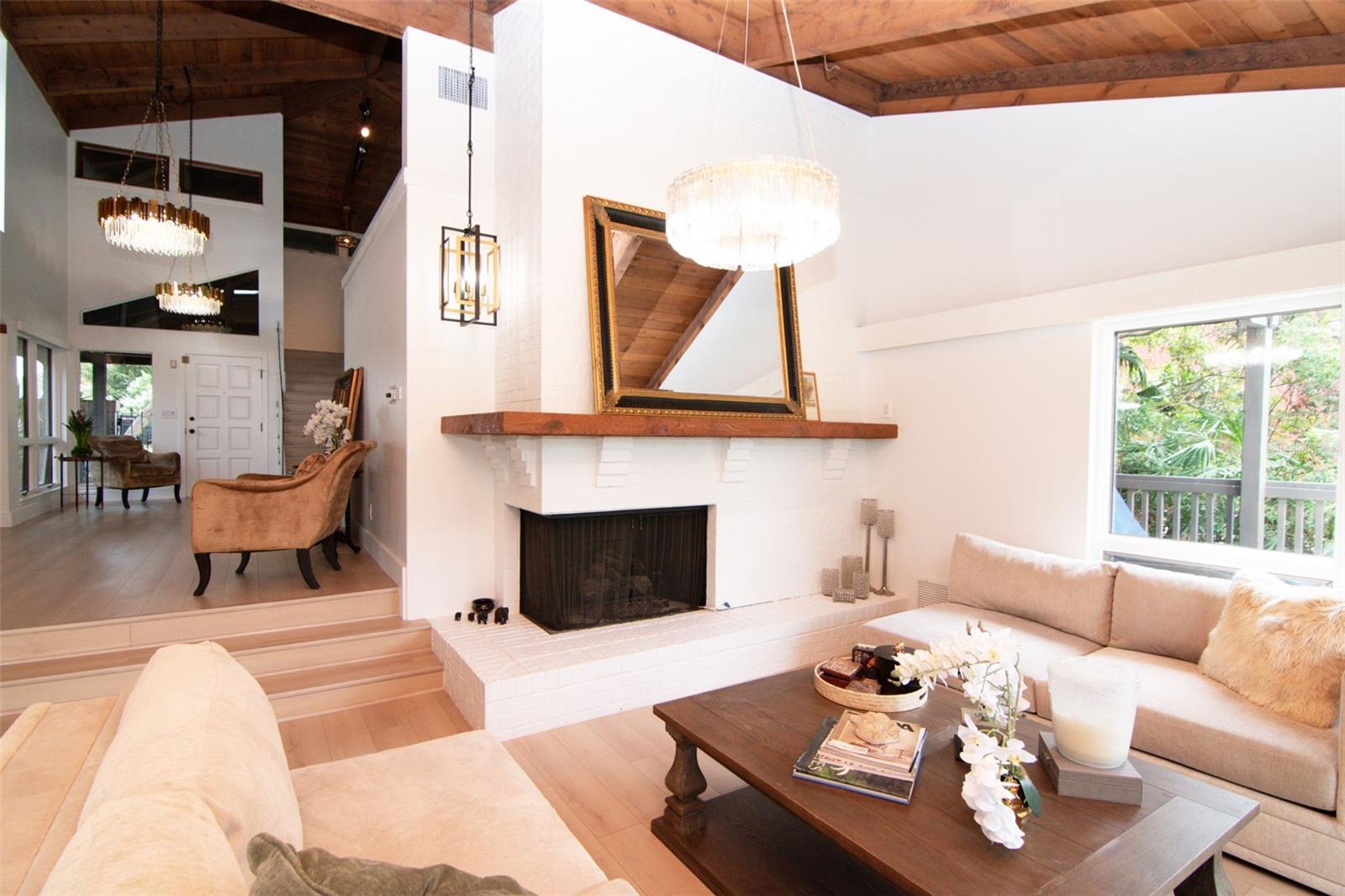 Image 52 of 100 For 1296 Weybridge Lane