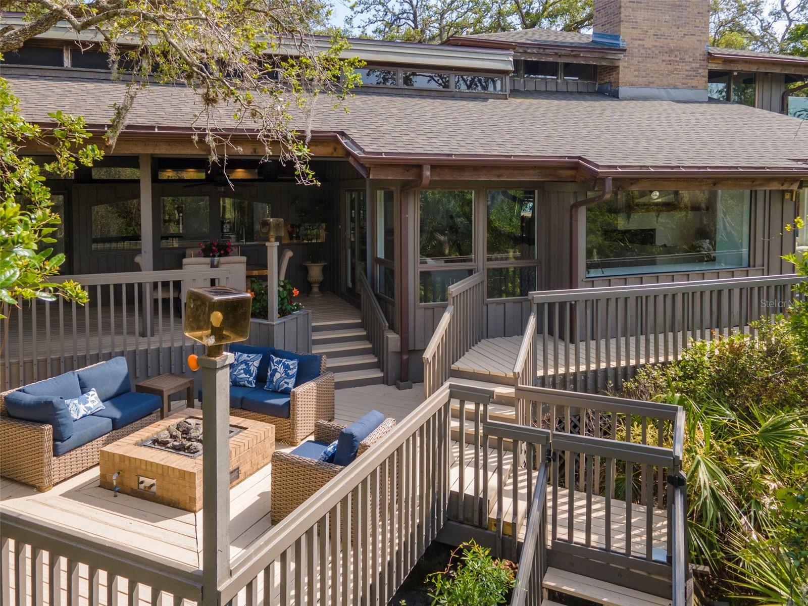 Image 91 of 100 For 1296 Weybridge Lane