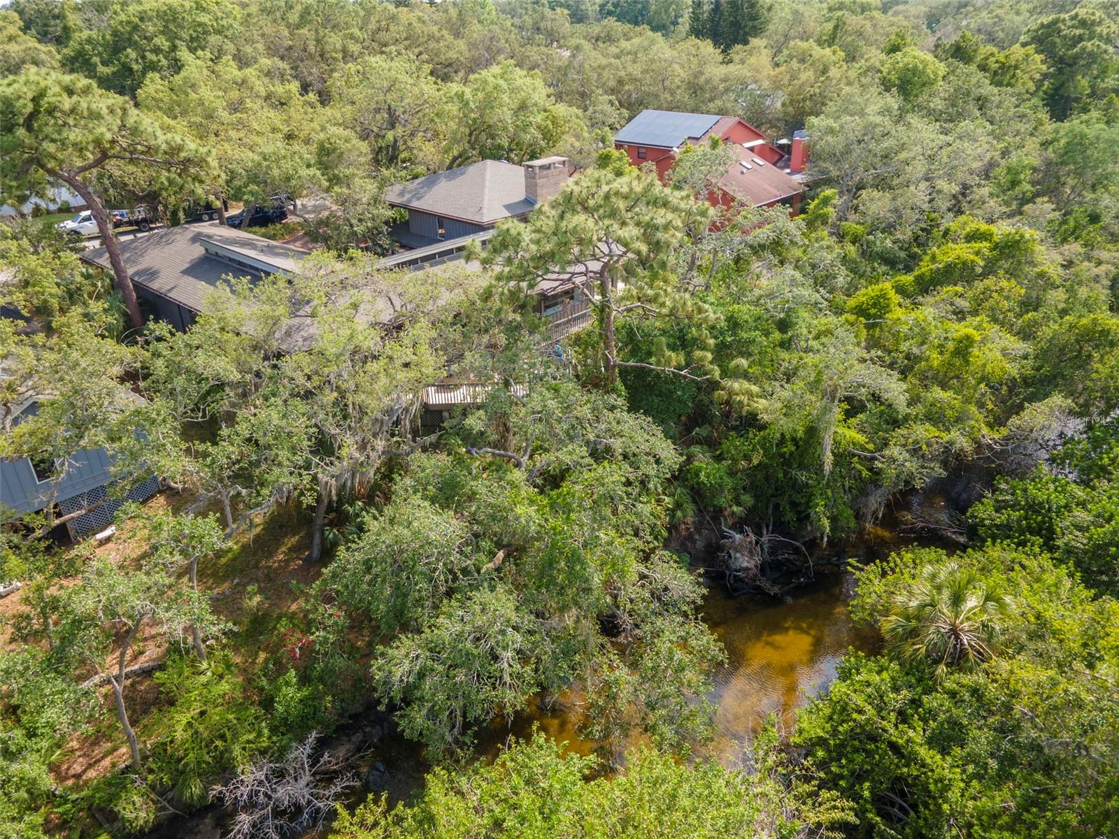 Image 94 of 100 For 1296 Weybridge Lane