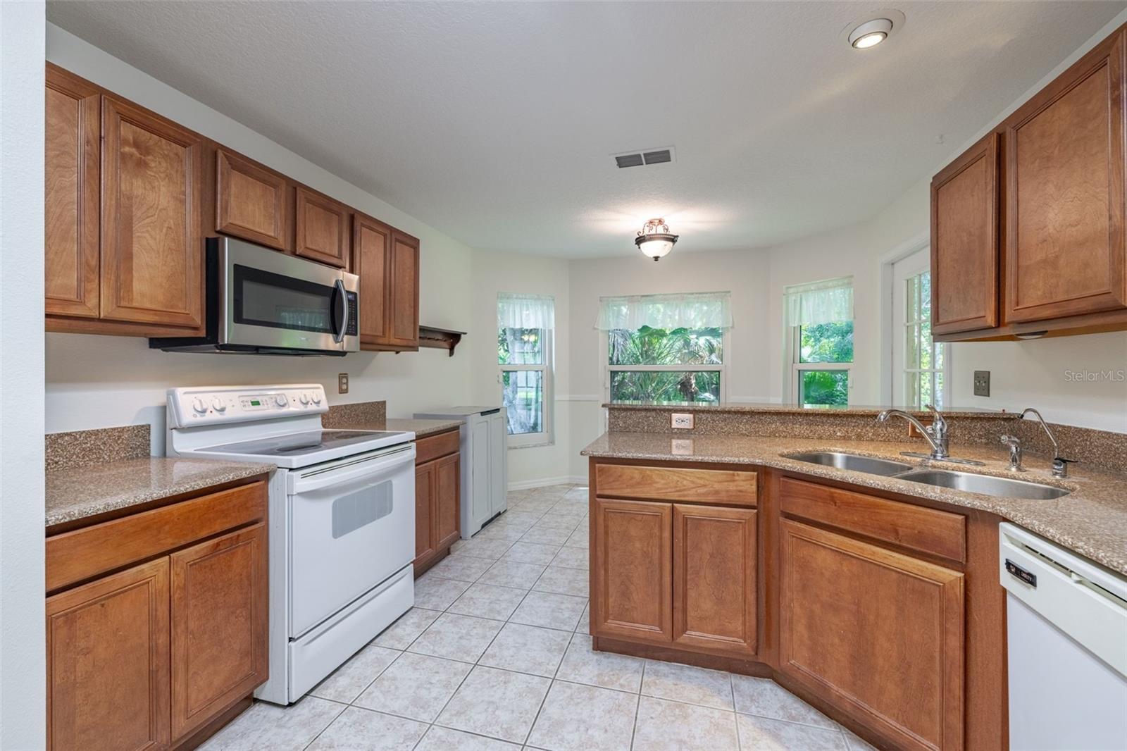 Image 14 of 48 For 11116 Jenkins Court