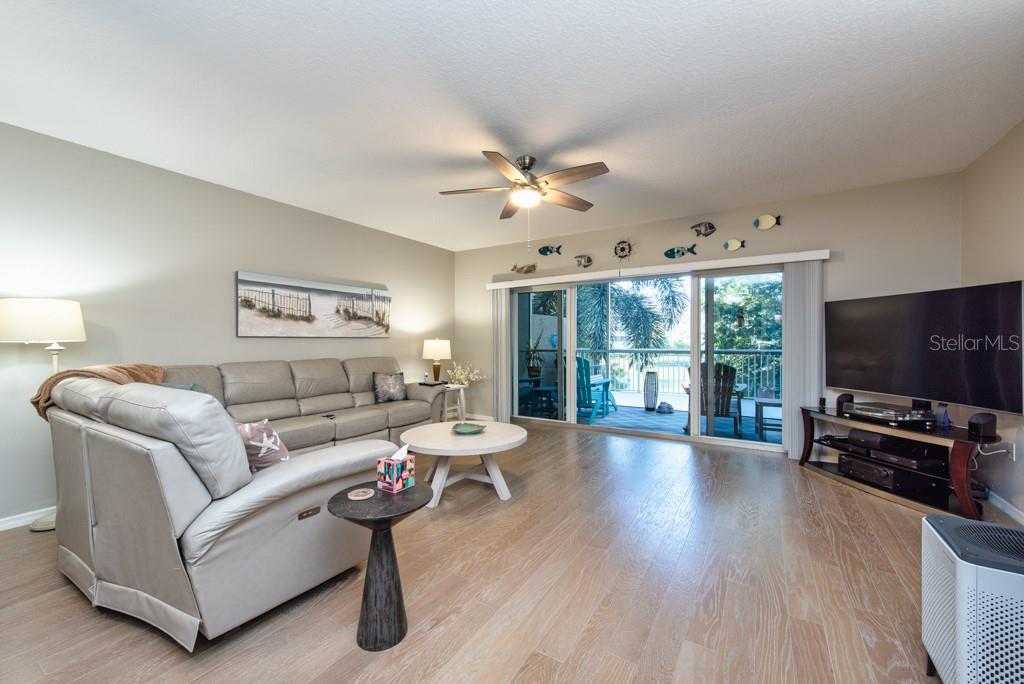 Image 10 of 48 For 960 Starkey Road 2104