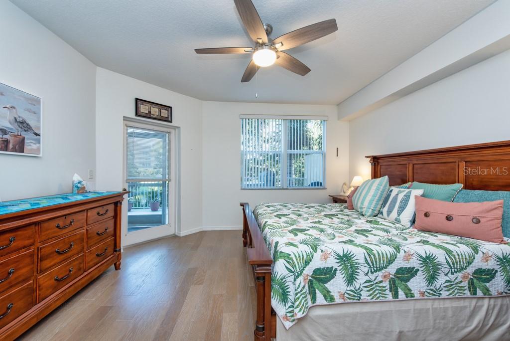 Image 15 of 48 For 960 Starkey Road 2104