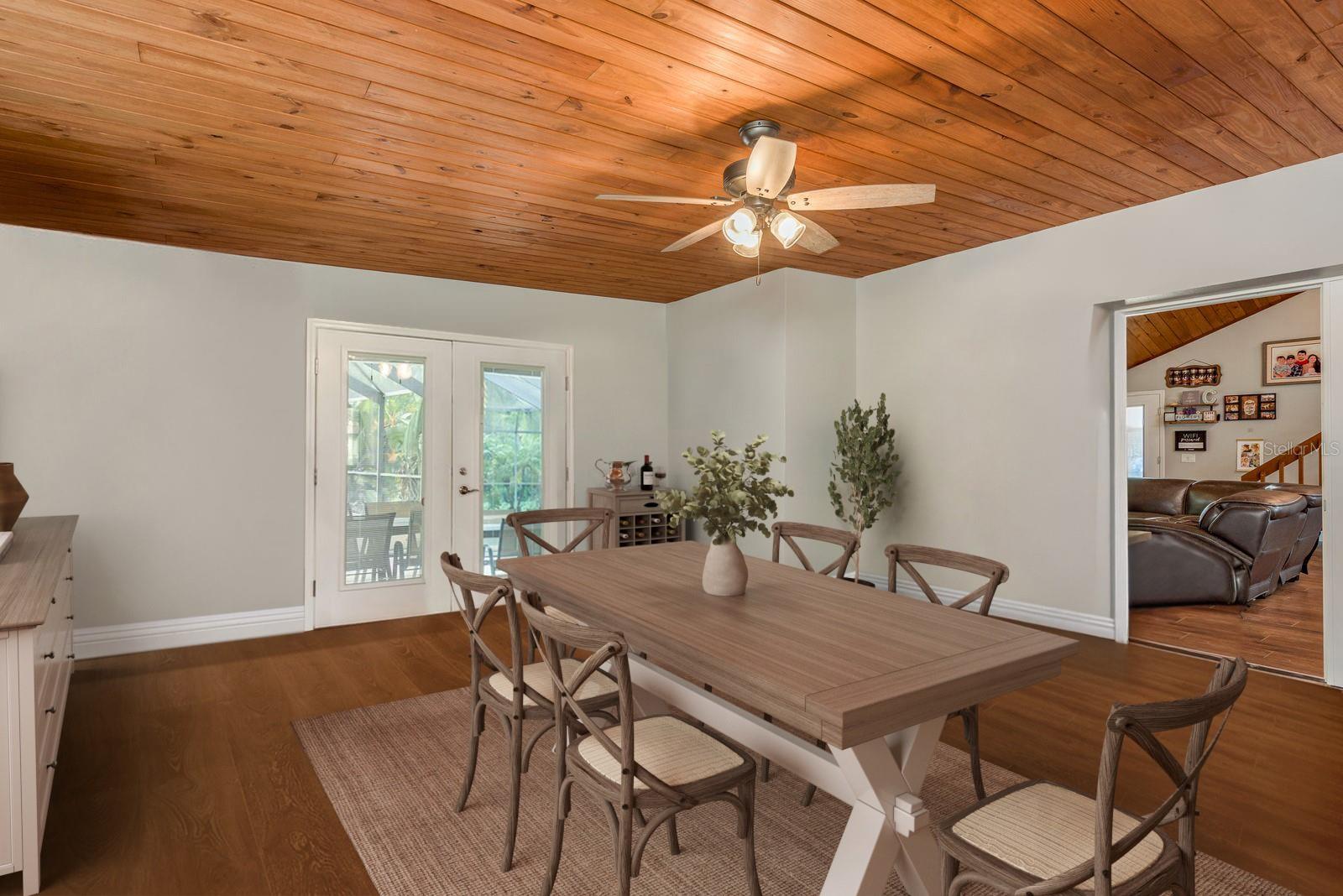 Image 11 of 34 For 1627 Belltower