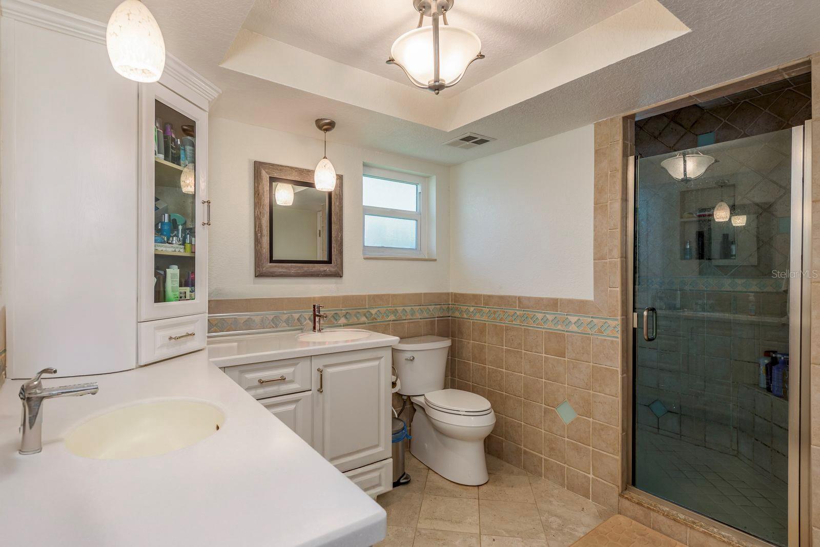 Image 21 of 34 For 1627 Belltower