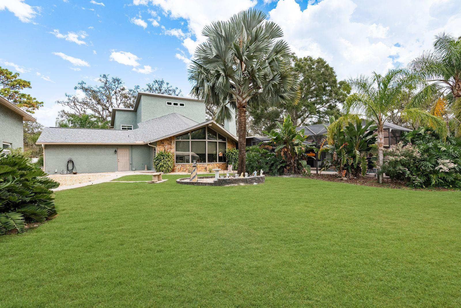 Image 29 of 34 For 1627 Belltower