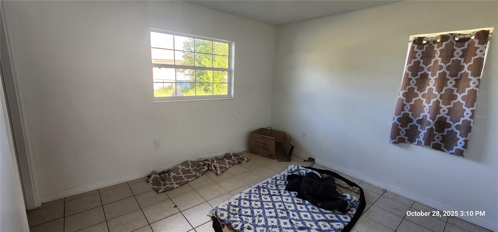 Image 10 of 30 For 320 Plumosa Avenue