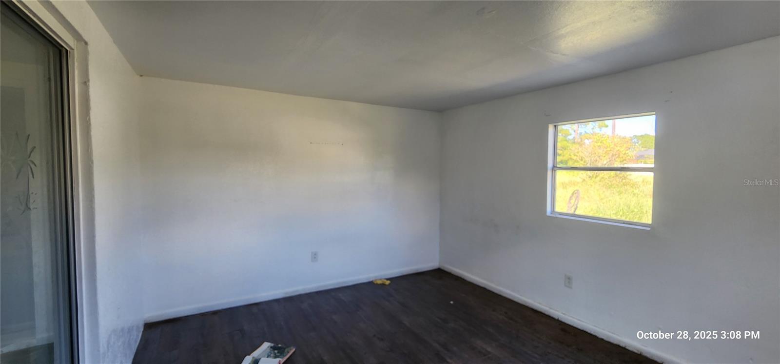 Image 7 of 30 For 320 Plumosa Avenue