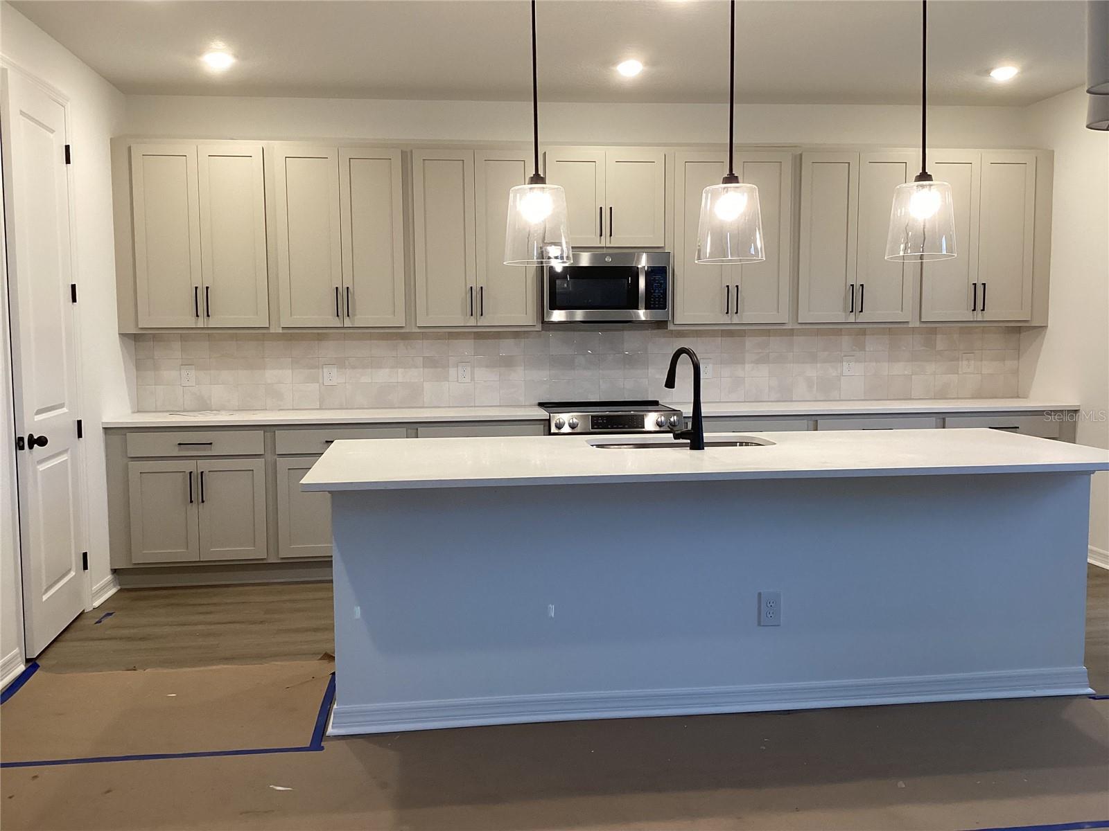 Image 11 of 40 For 2298 Broadbrook Drive