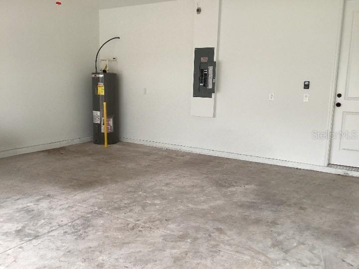 Image 30 of 40 For 2298 Broadbrook Drive