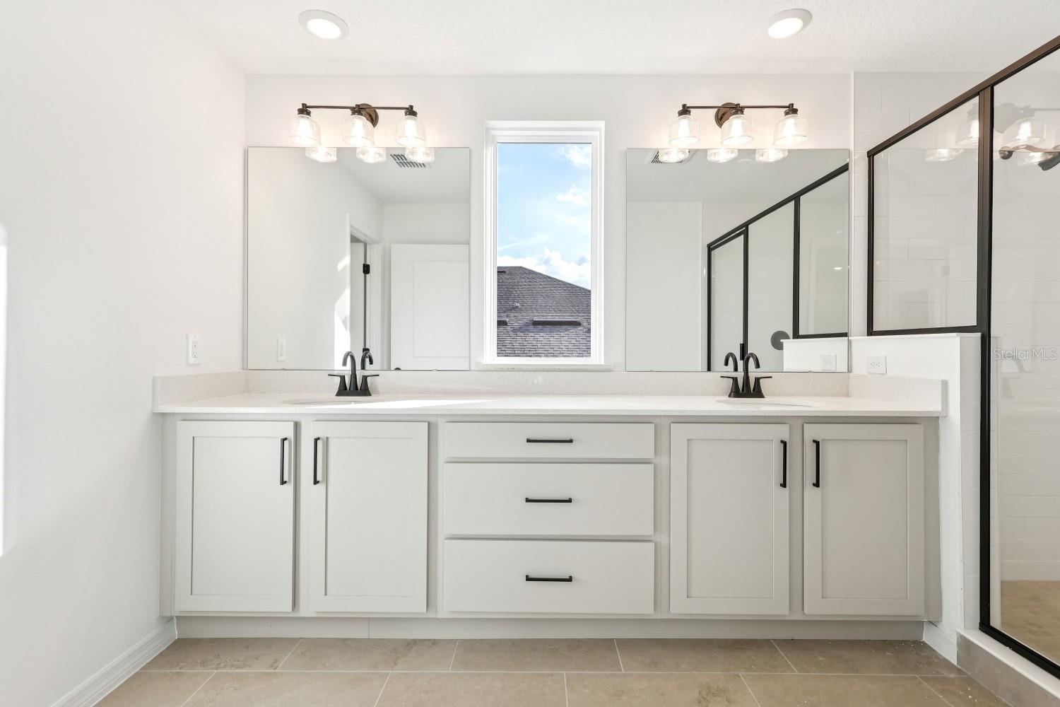 Image 34 of 40 For 2298 Broadbrook Drive