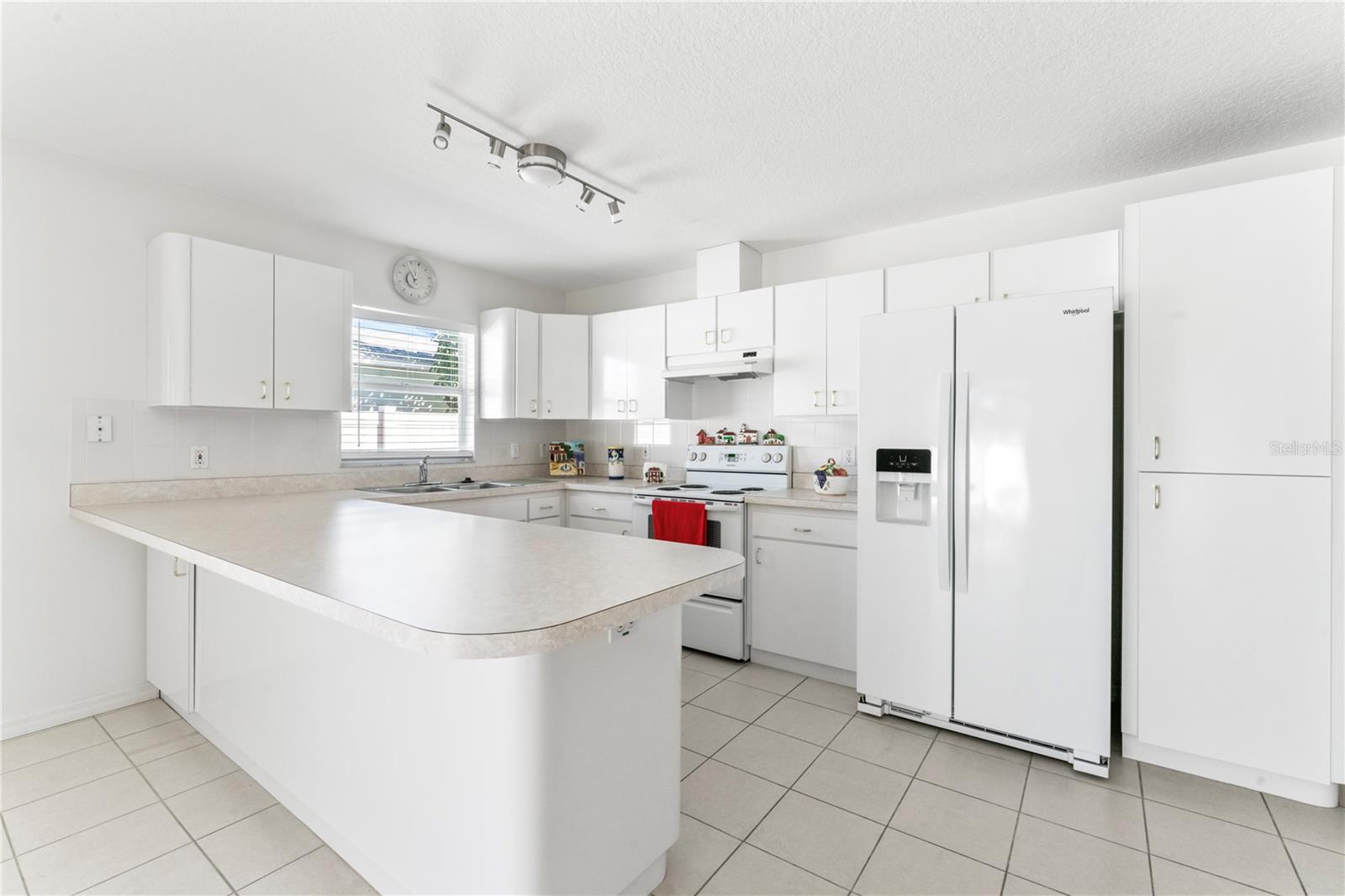 Image 13 of 28 For 3017 Dewey Street