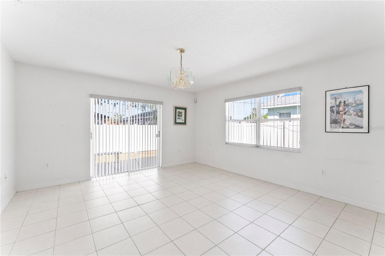 Image 15 of 28 For 3017 Dewey Street