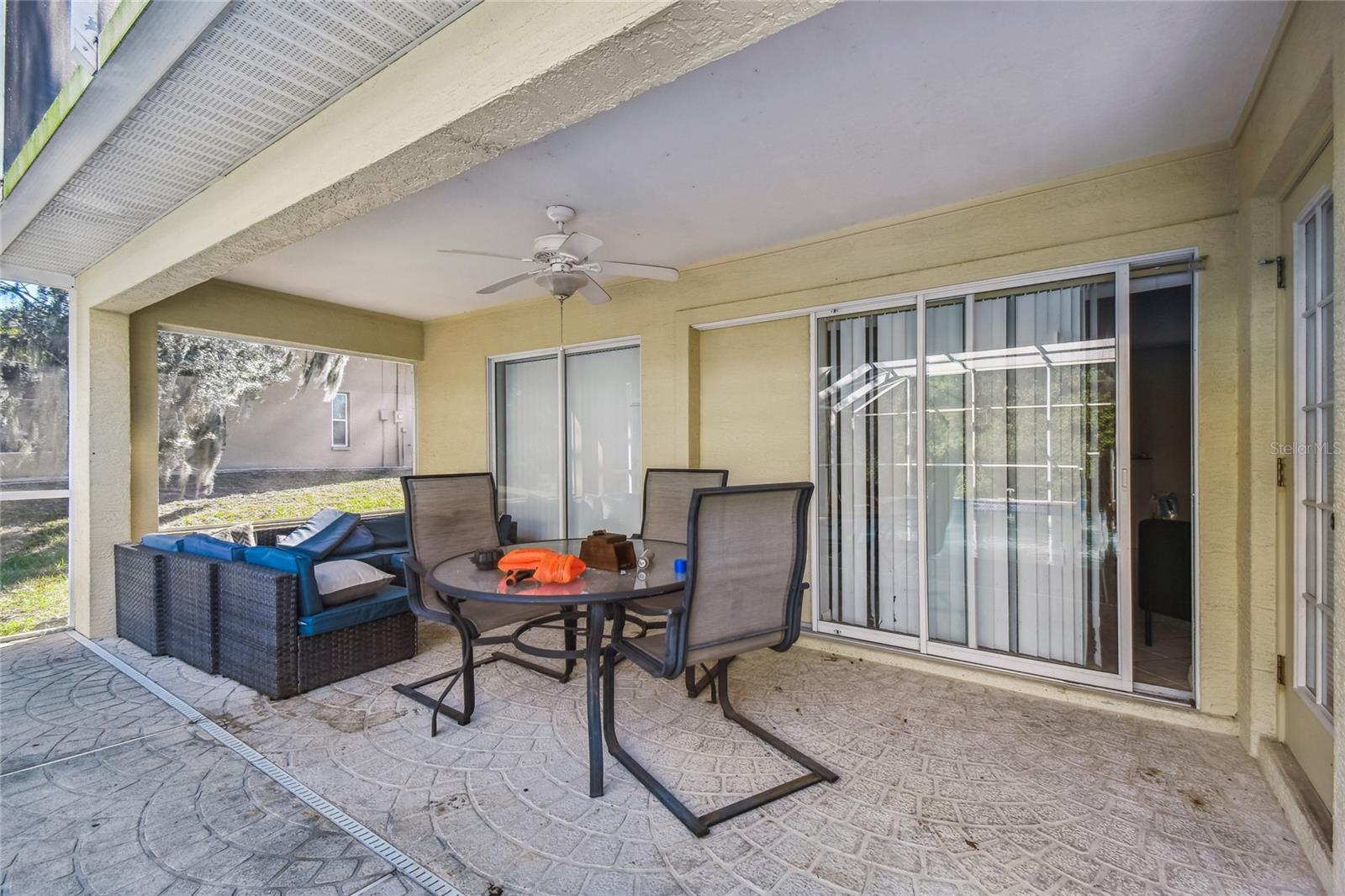 Listing photo id 34 for 4563 Bayridge Court