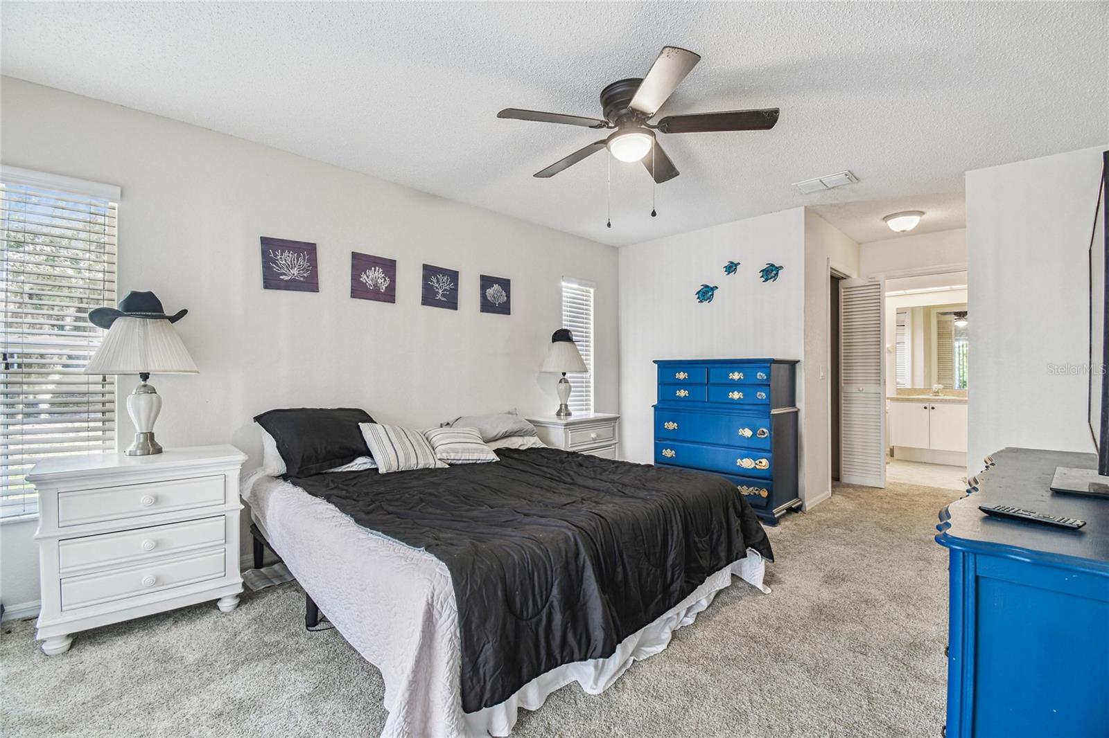 Listing photo id 42 for 4563 Bayridge Court