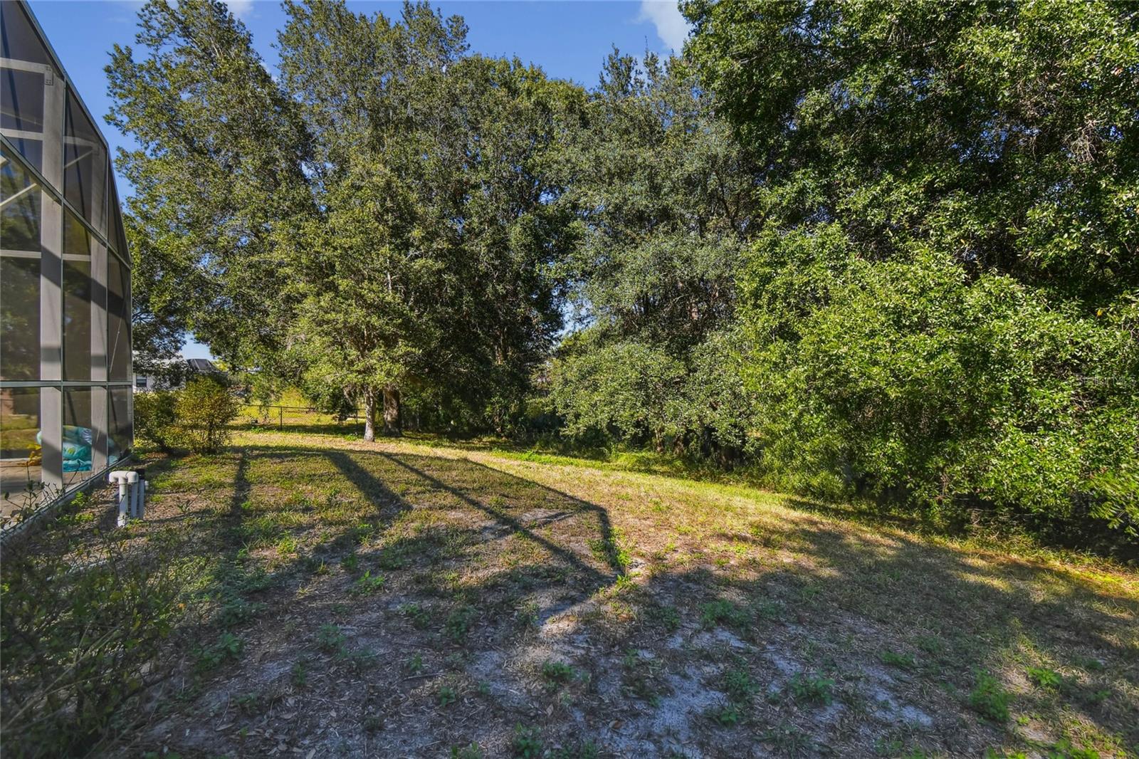 Listing photo id 51 for 4563 Bayridge Court