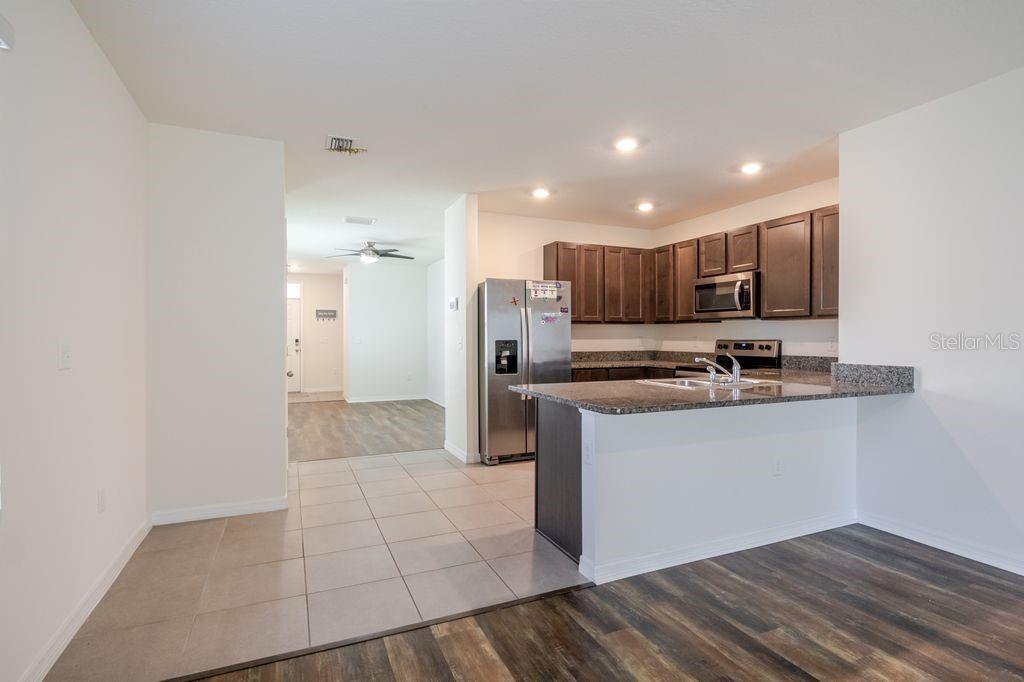 Image 10 of 40 For 10945 Trailing Vine Drive