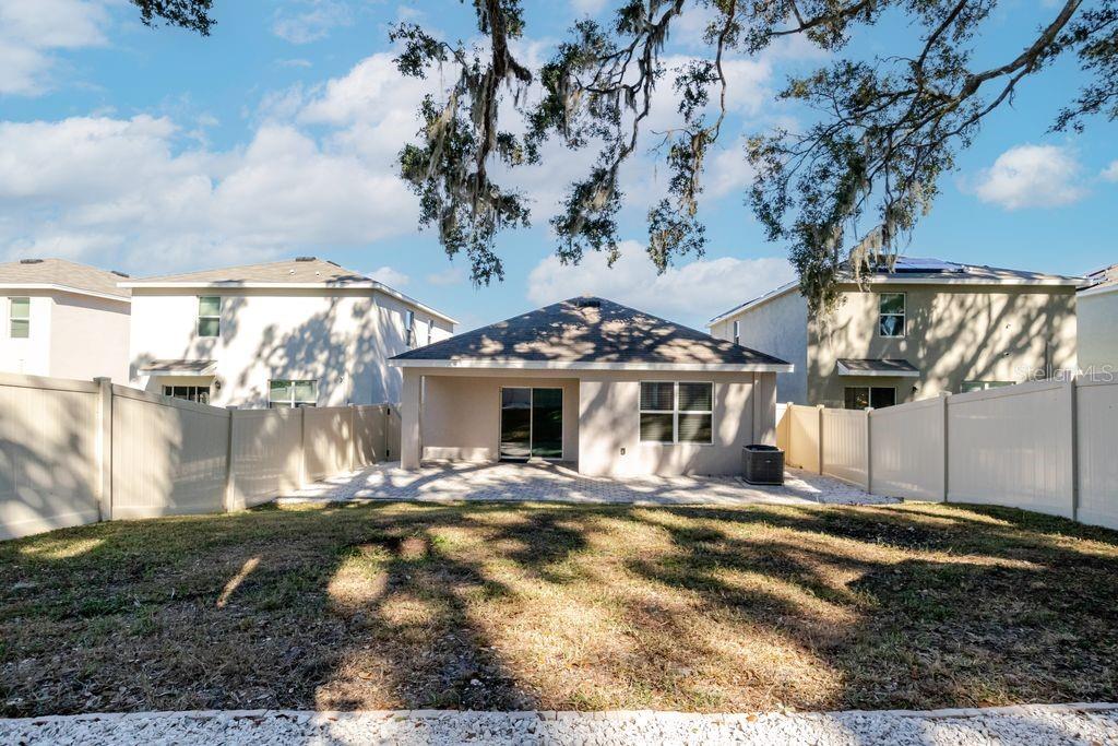 Image 33 of 40 For 10945 Trailing Vine Drive