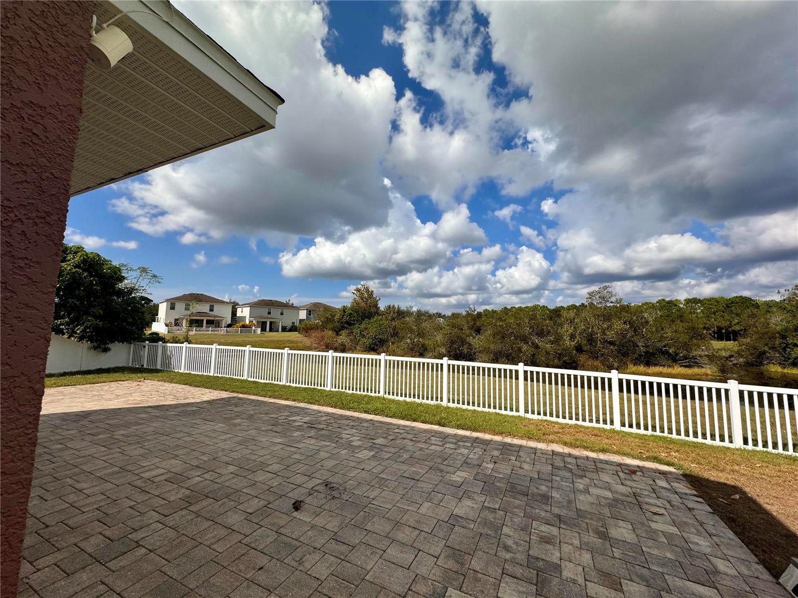 Image 27 of 32 For 12660 Belcroft Drive