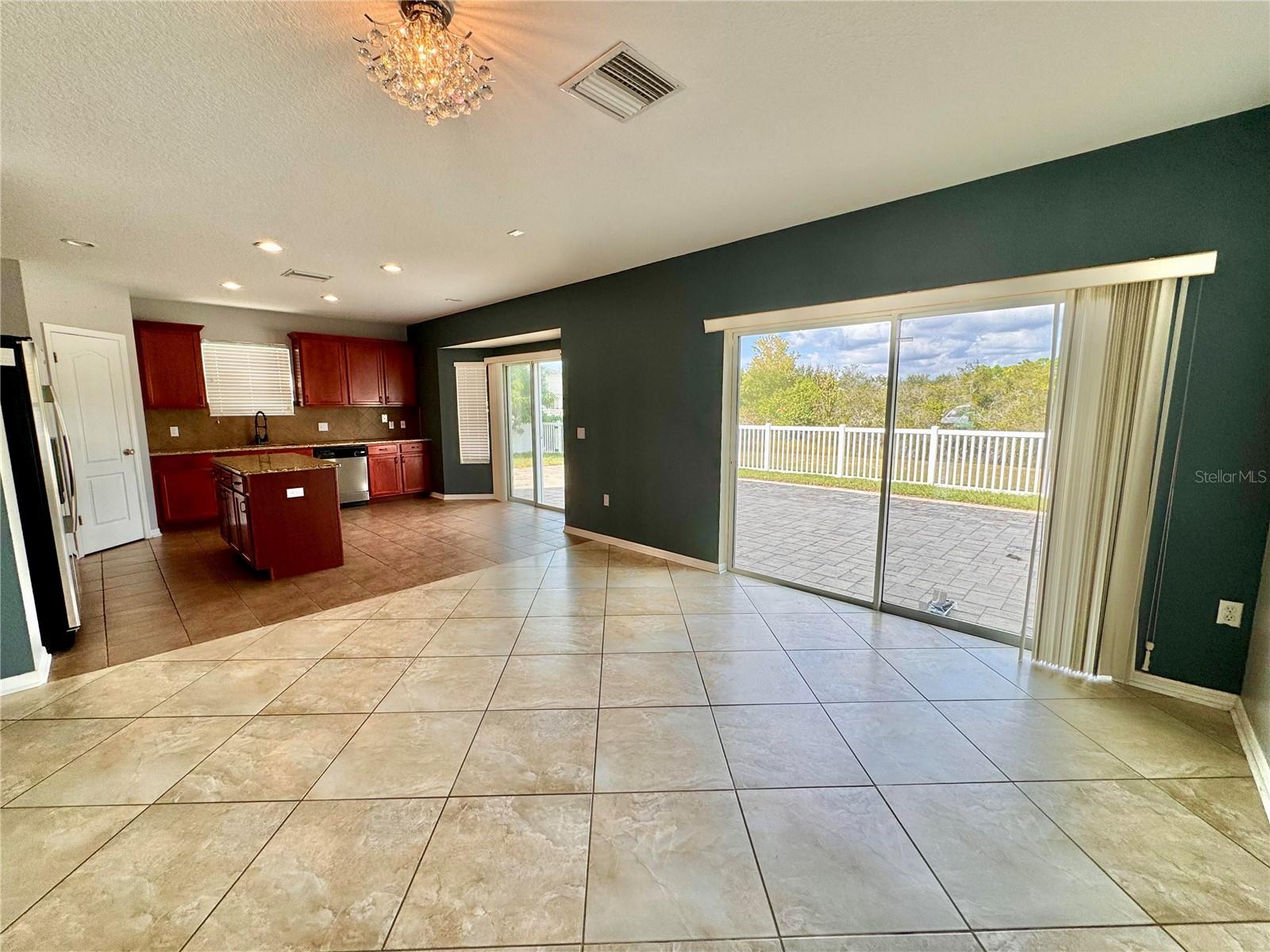 Image 5 of 32 For 12660 Belcroft Drive