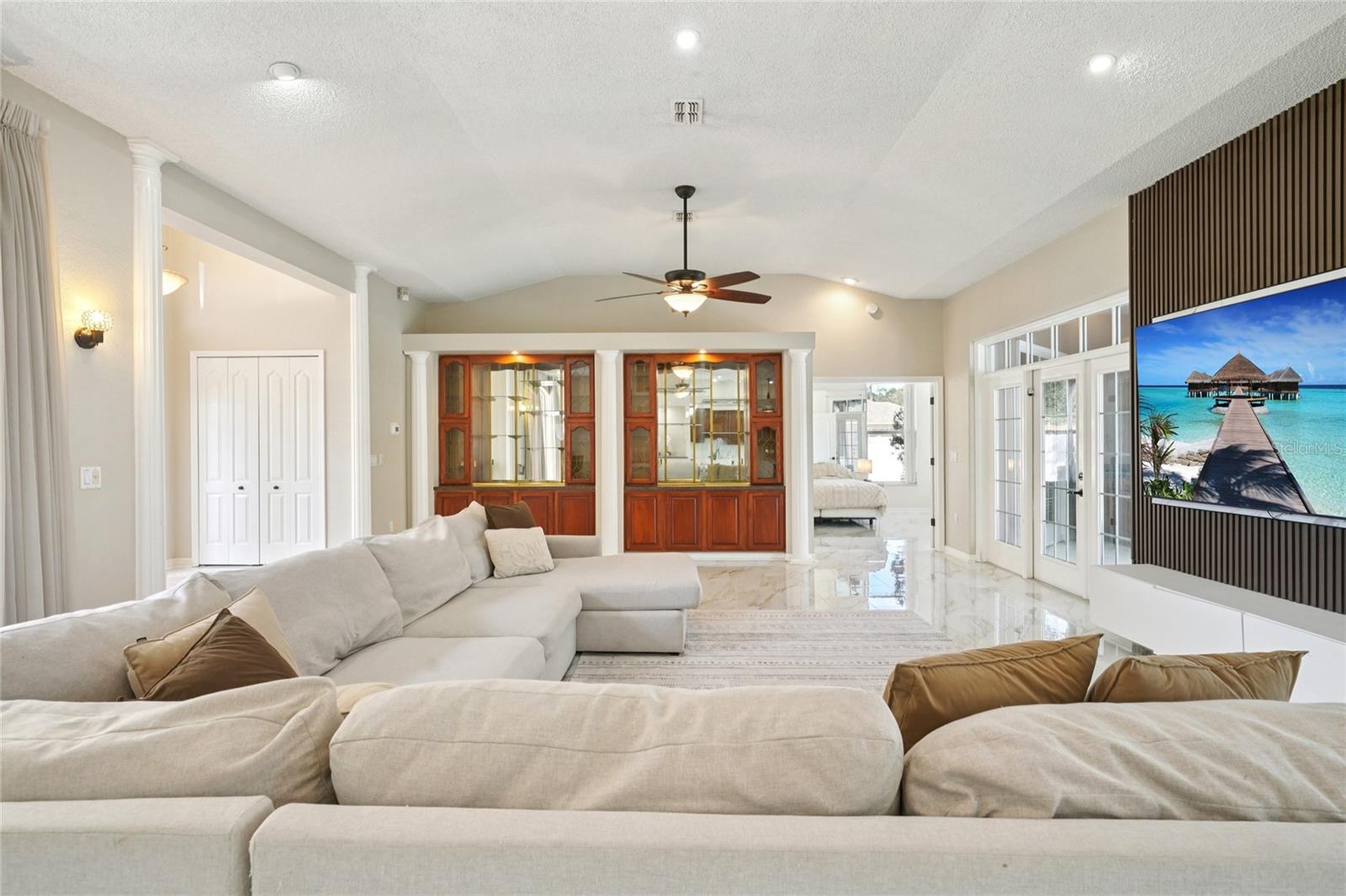 Image 13 of 100 For 321 Cressida Circle