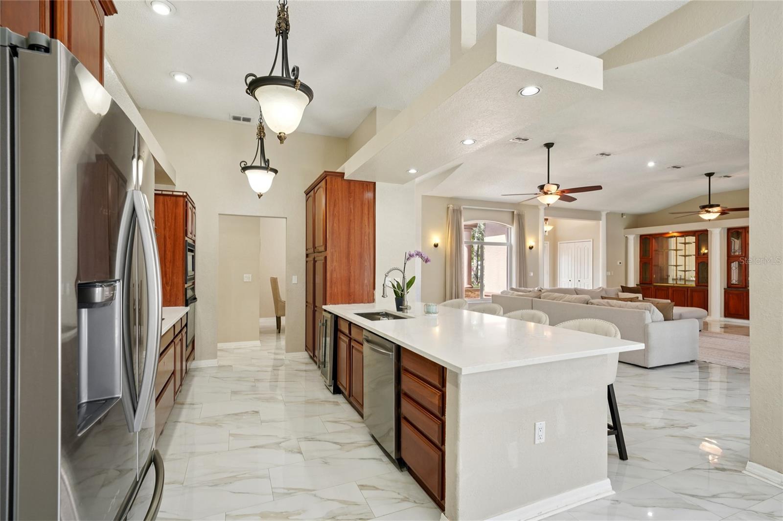 Image 20 of 100 For 321 Cressida Circle