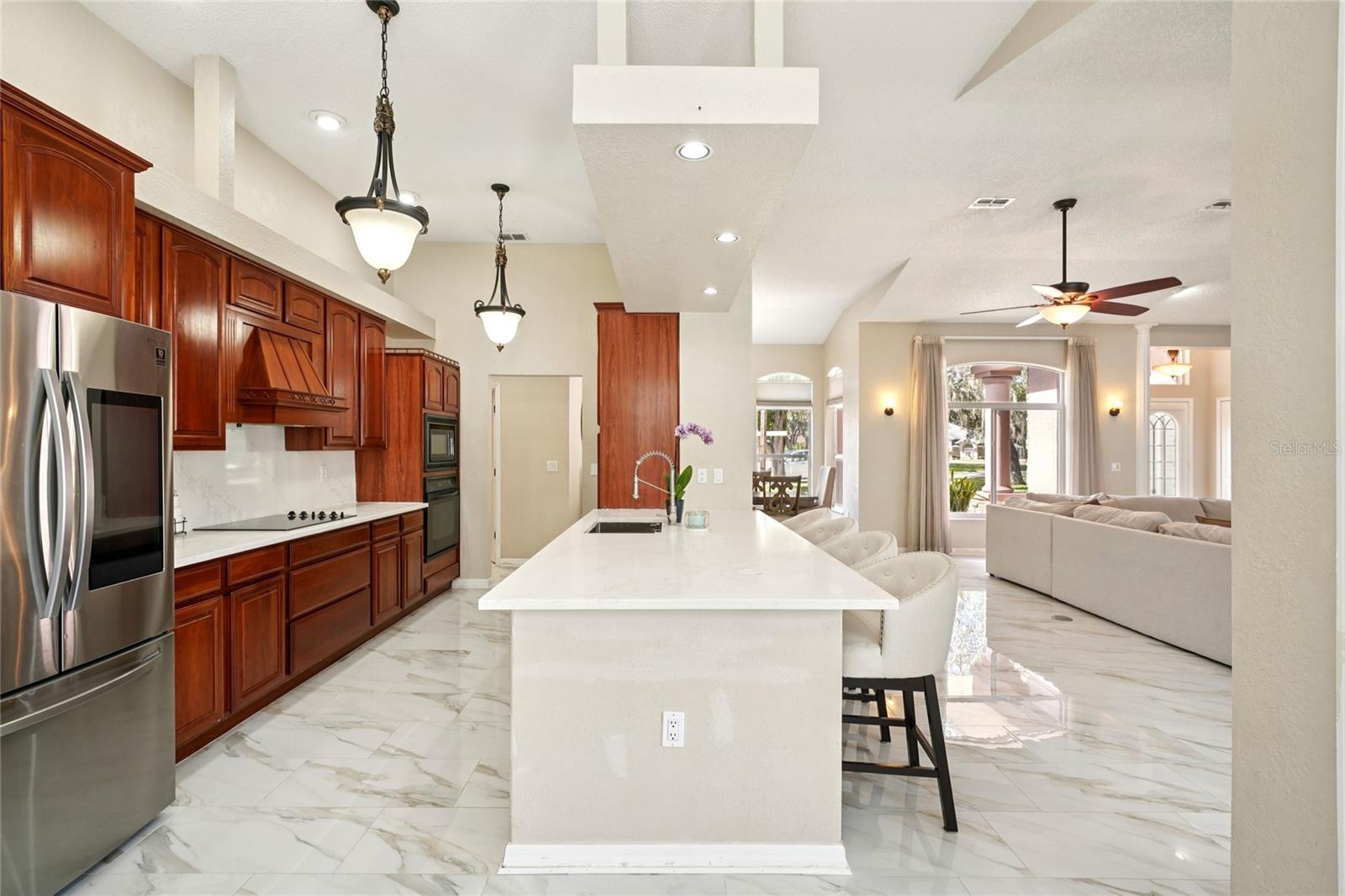 Image 23 of 100 For 321 Cressida Circle