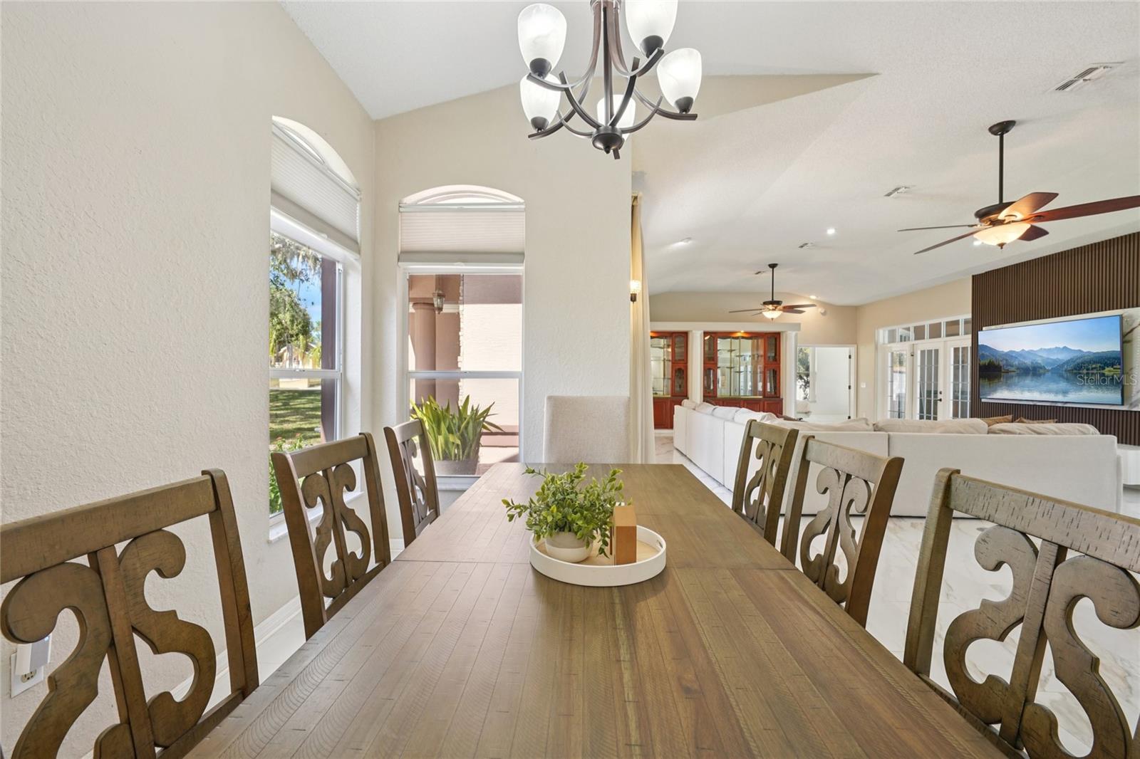 Image 32 of 100 For 321 Cressida Circle