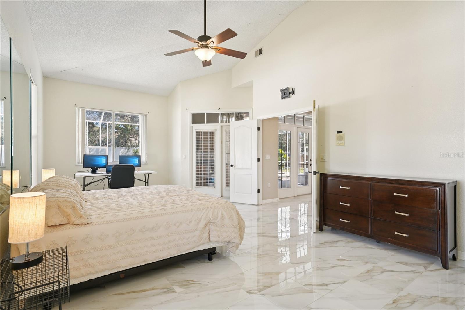 Image 35 of 100 For 321 Cressida Circle