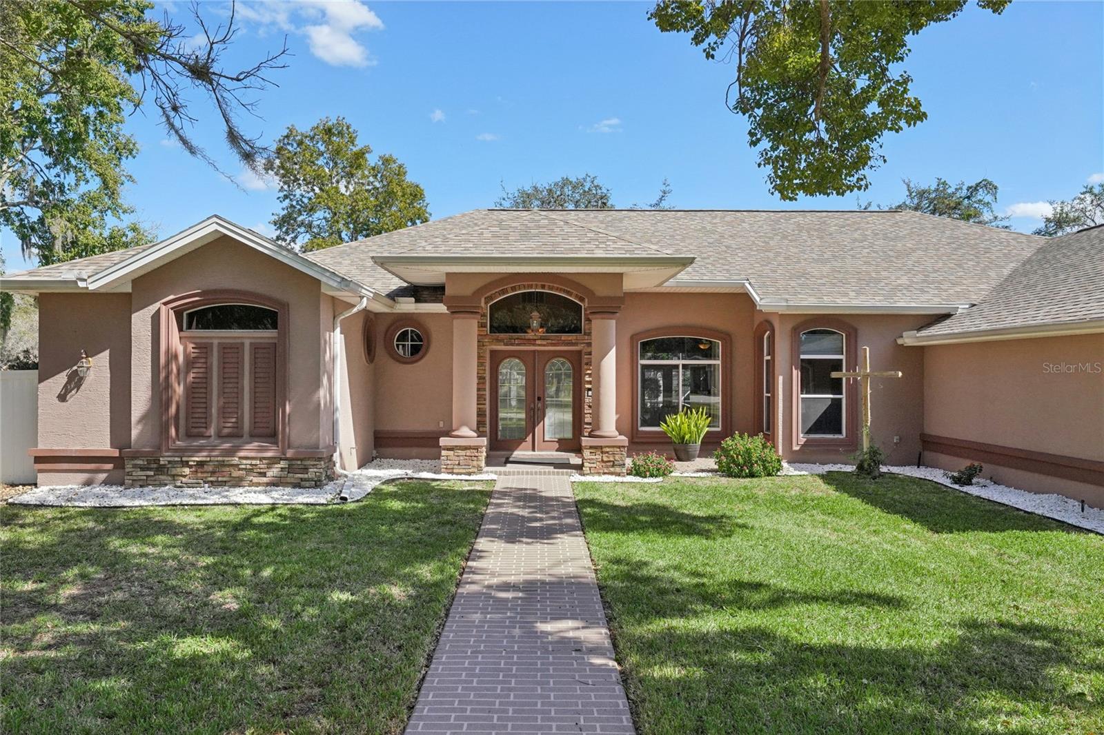 Image 4 of 100 For 321 Cressida Circle