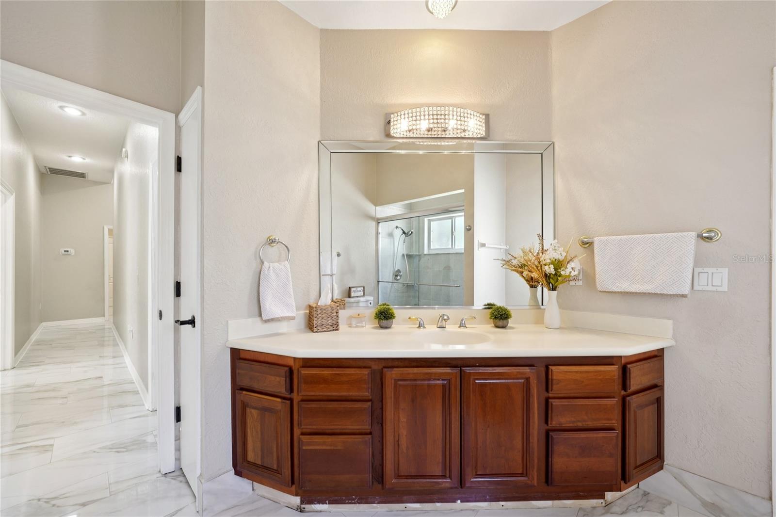 Image 40 of 100 For 321 Cressida Circle