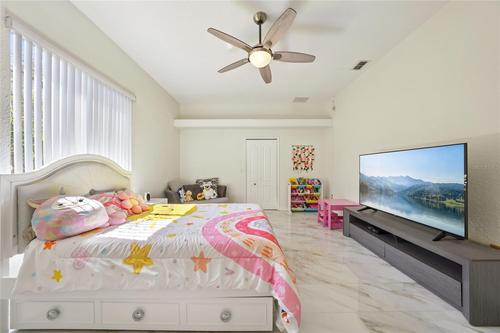 Image 46 of 100 For 321 Cressida Circle